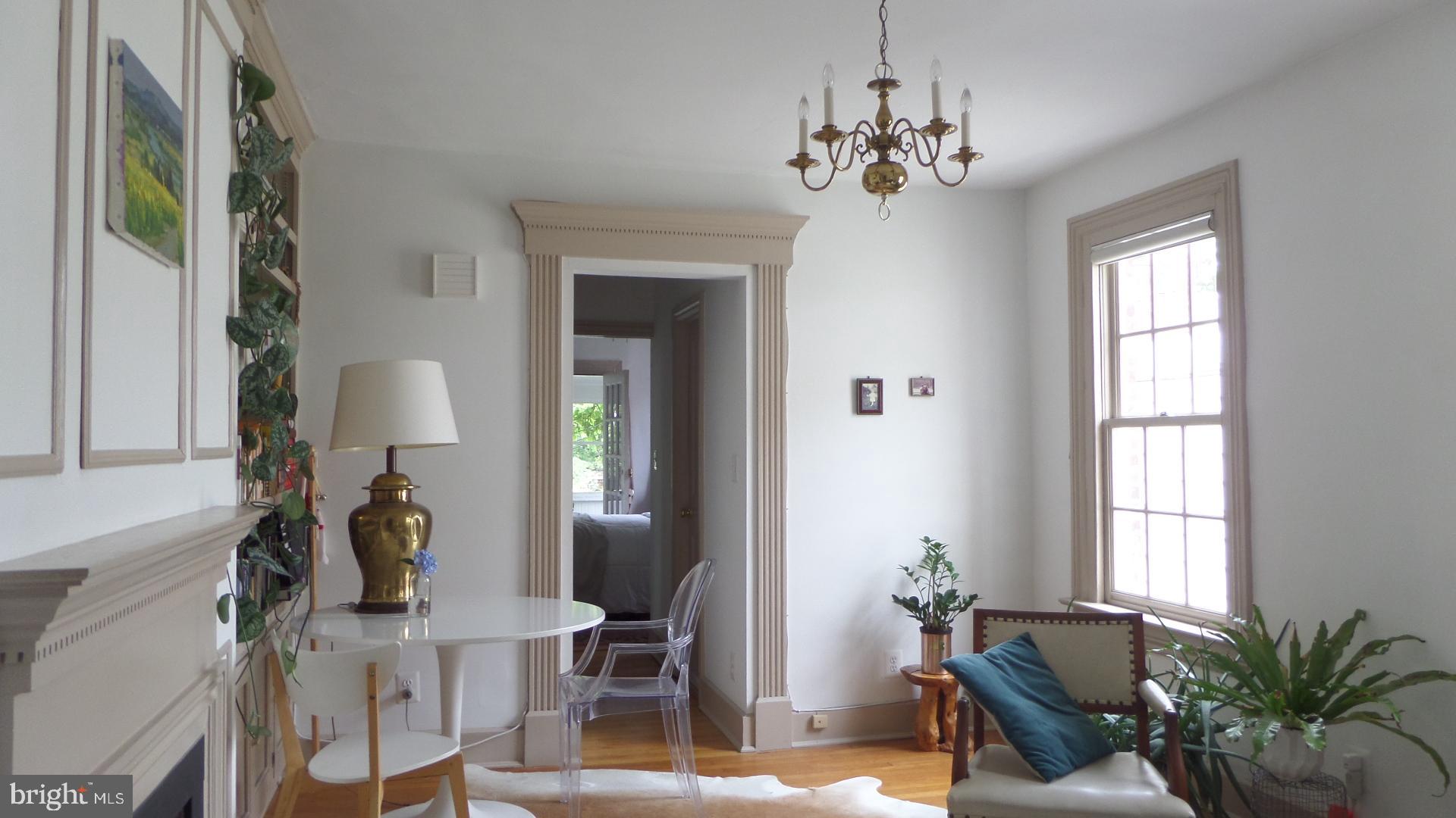 OLD TOWN - Residential Lease