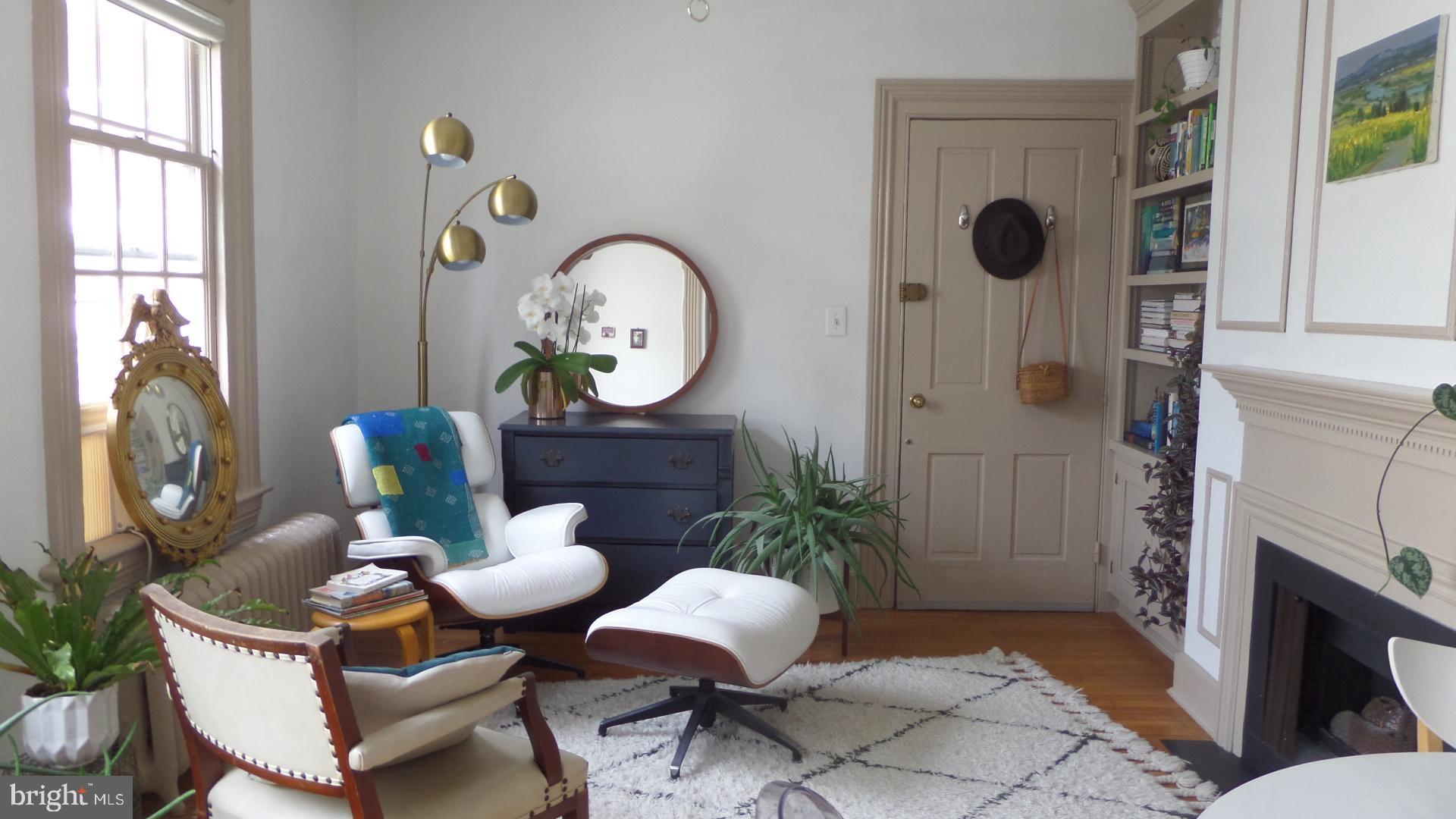 OLD TOWN - Residential Lease