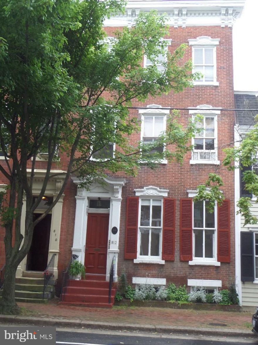 Some repairs are underway in this unit, should be done  in a few weeks**Sunny 2nd flr 1  bedroom apartment with a charming screened porch  and  parking in an Historic TH on Prince St in the heart of Old Town*Walk to shops, restaurants, zip car, bike share, King St METRO, the King St Trolley and the parks along the Potomac Riverfront*Gleaming hardwood floors throughout*Living room features a  wall of built-in storage in the Living  Room around a cozy gas fireplace*Compact kitchen includes gas cooking and a dishwasher*Bedroom features a wall of closets and a French Dr leads to the screened in sun porch*1 assigned parking space behind the house is included*Common laundry in the  basement is shared by the tenants*Rent includes heat and hot water-tenant pays electric and gas for the FP & stove*Sorry,NO PETS,NO SMOKING*Min 1 yr lease*Perfect for an in town pied-a-terre**