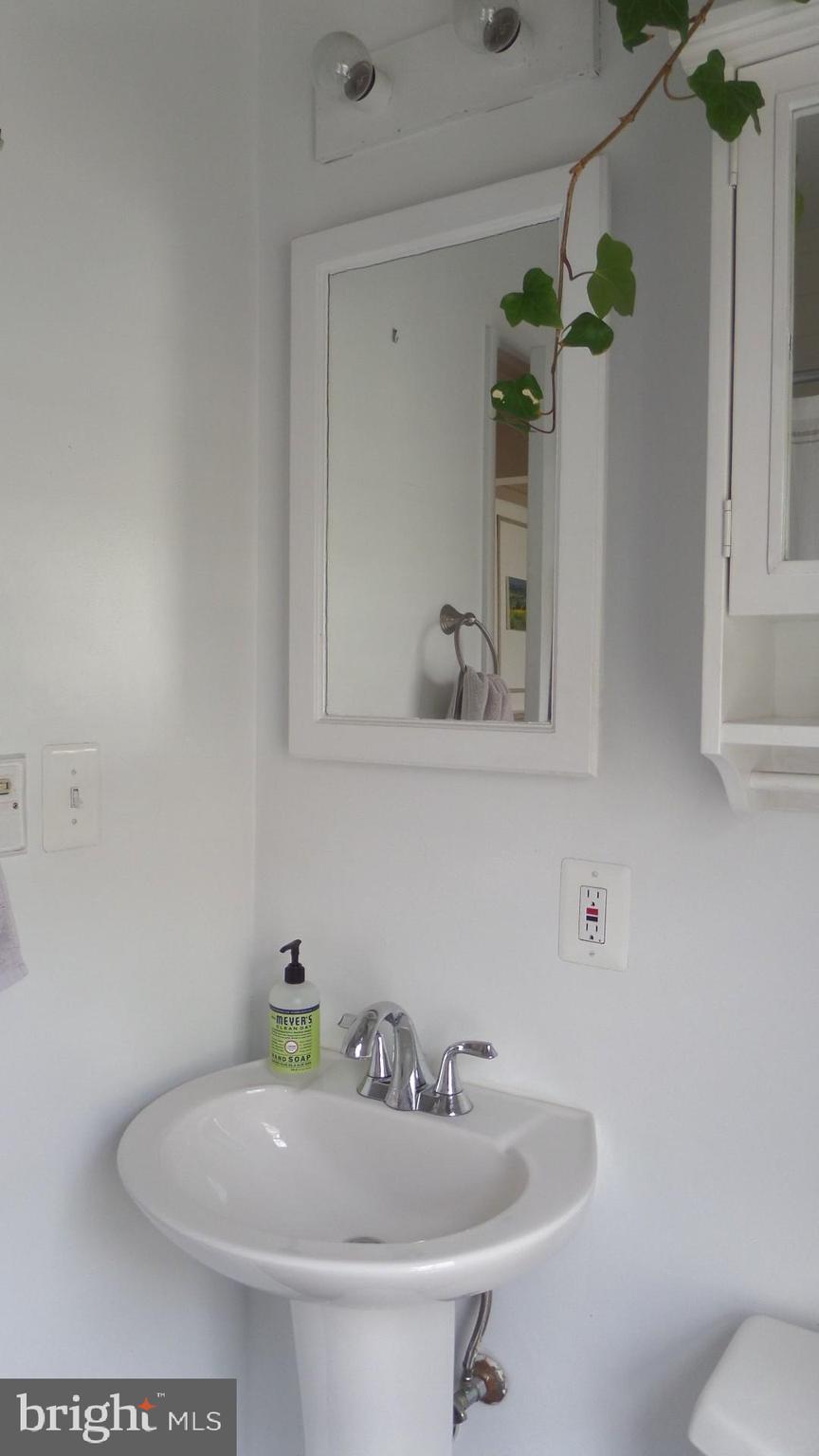 OLD TOWN - Residential Lease