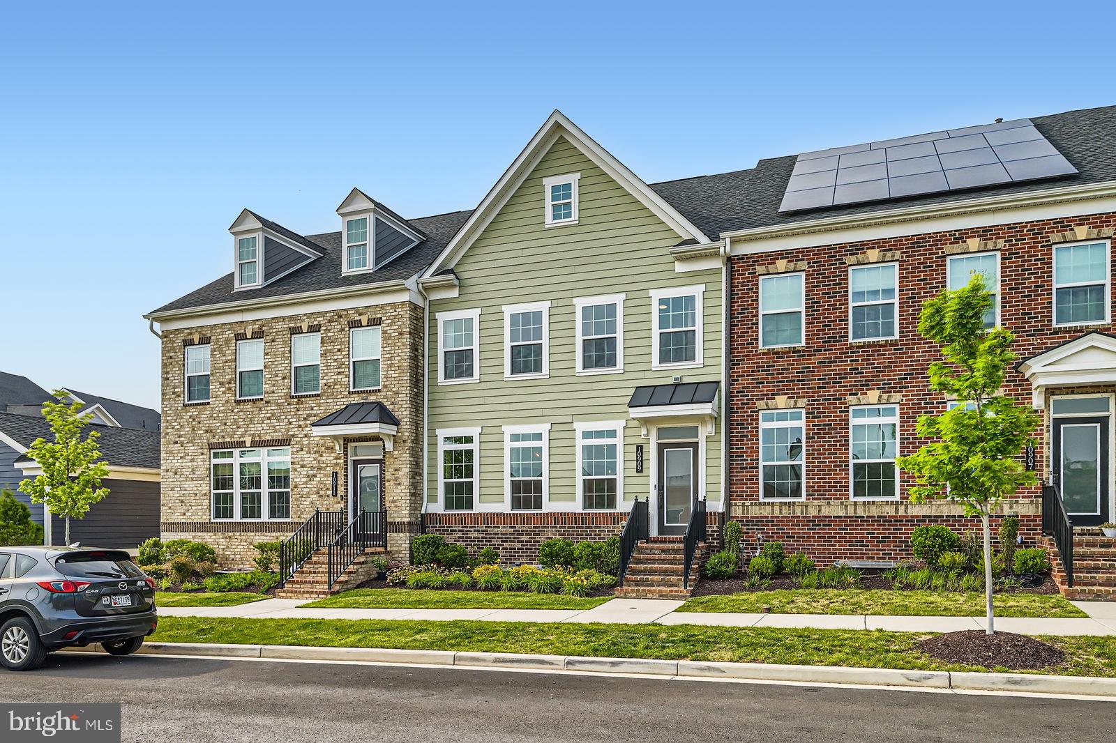 GREENLEIGH AT CROSSROADS - Residential Lease