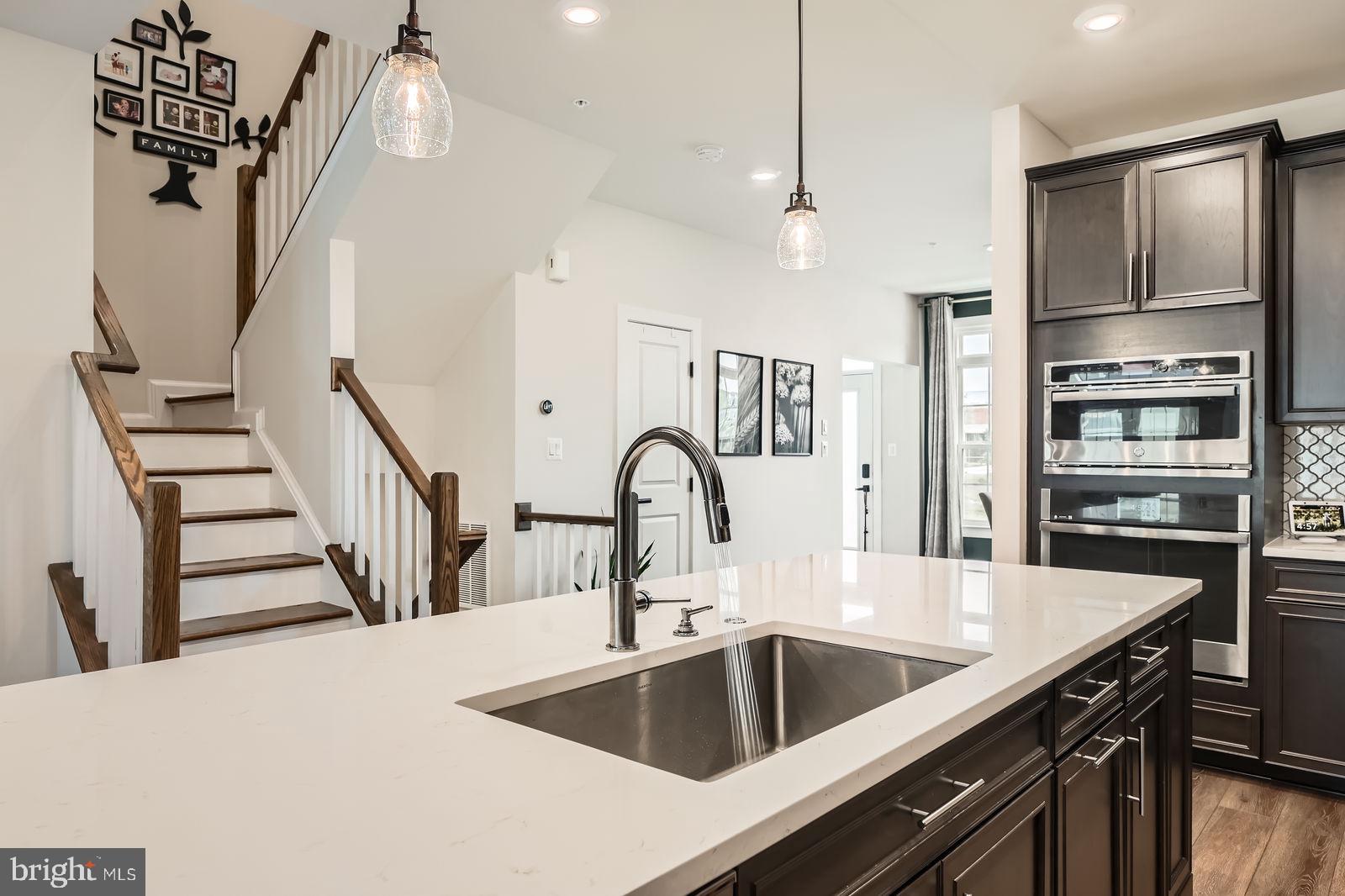 GREENLEIGH AT CROSSROADS - Residential Lease