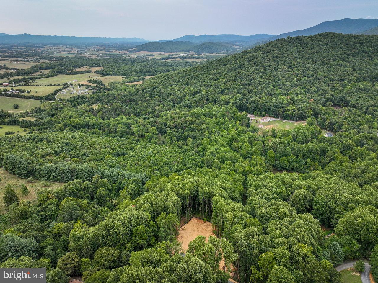 SHENANDOAH HIGHLANDS - Land