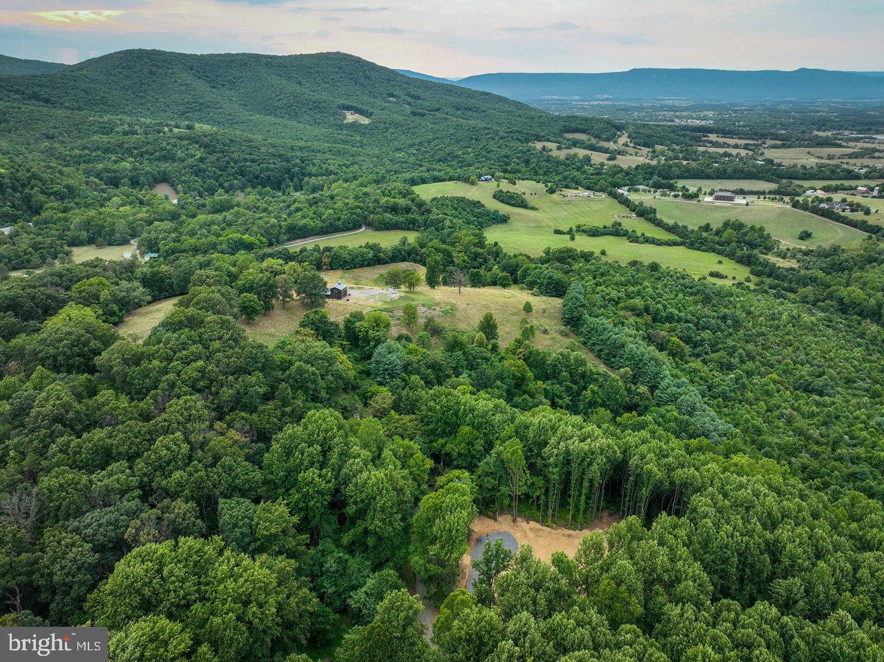 SHENANDOAH HIGHLANDS - Land