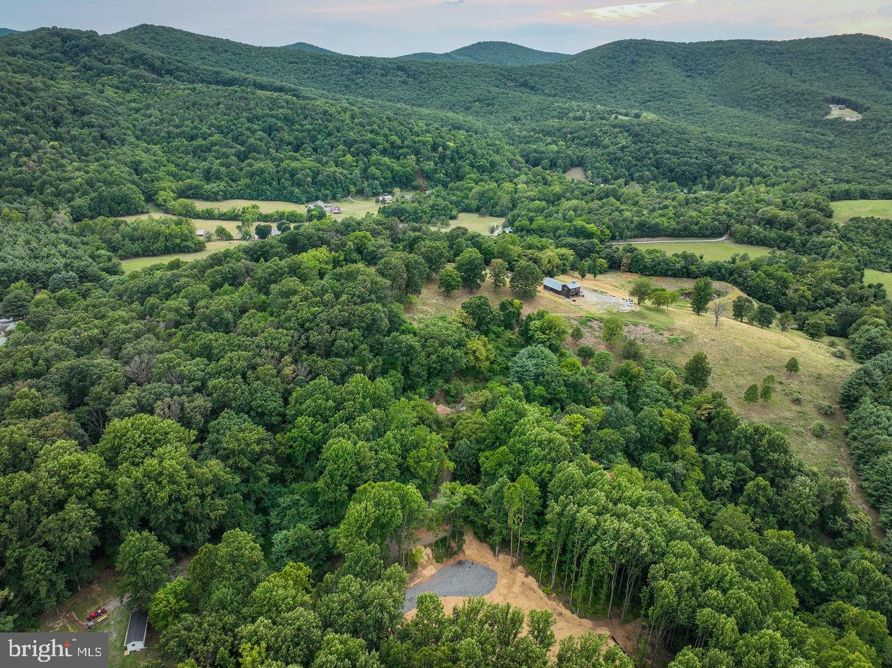 SHENANDOAH HIGHLANDS - Land