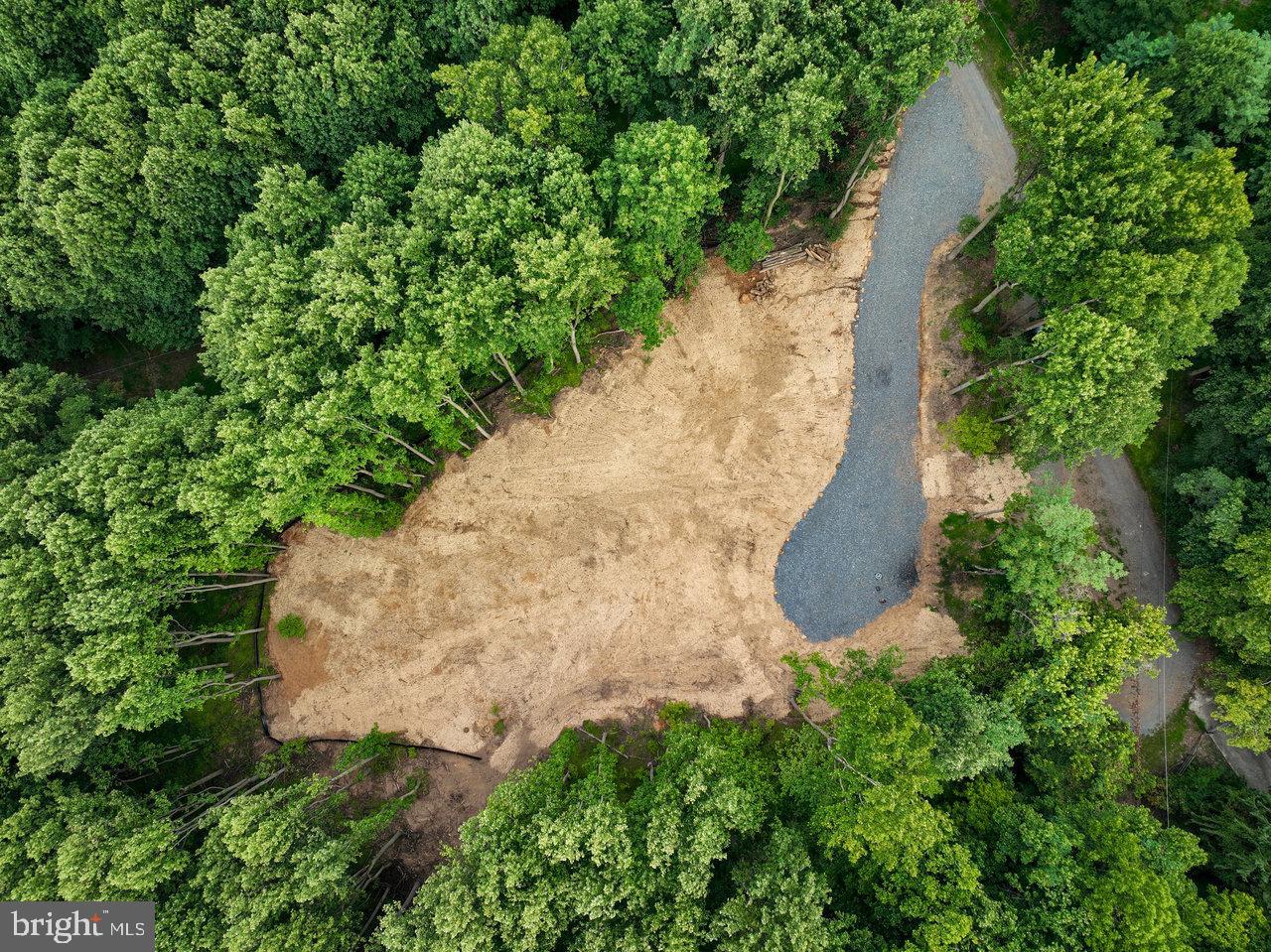 SHENANDOAH HIGHLANDS - Land