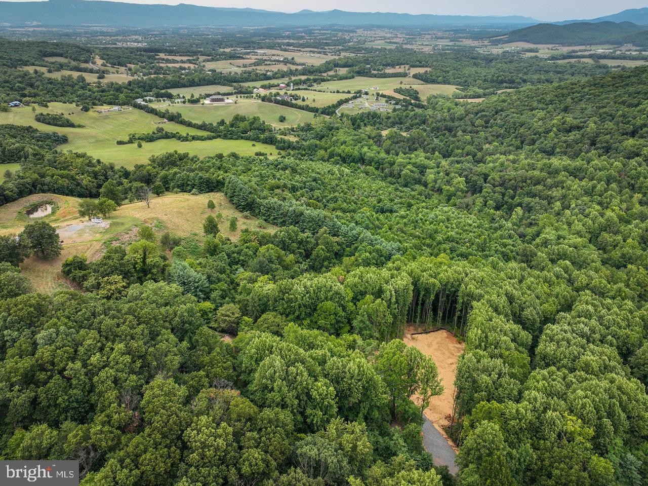 SHENANDOAH HIGHLANDS - Land