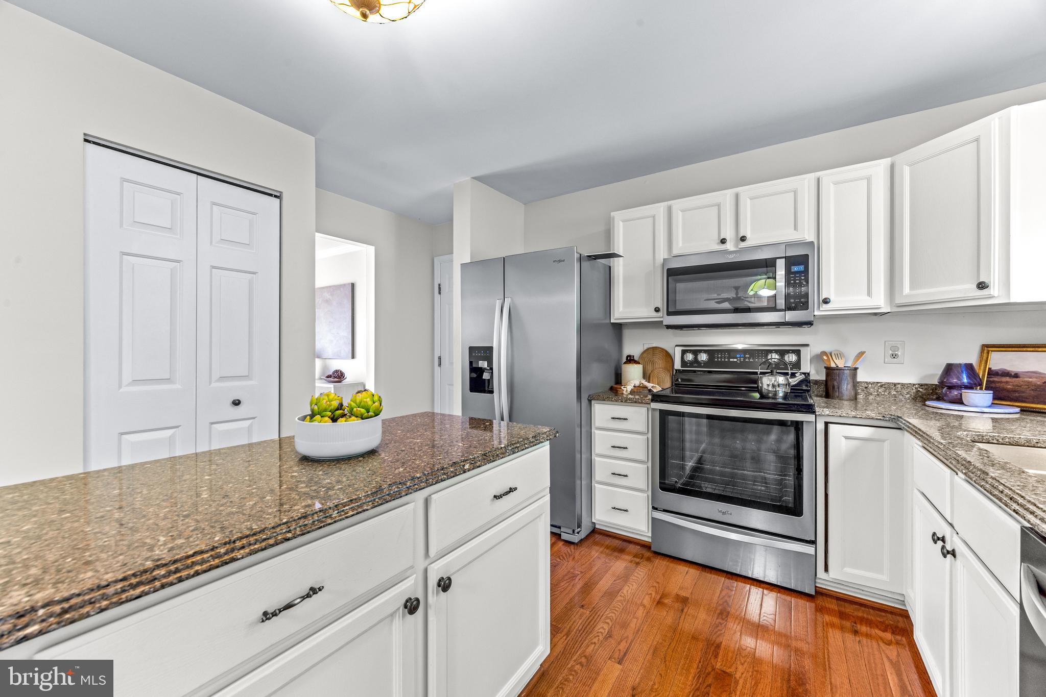 MONTGOMERY MEADOWS - Residential