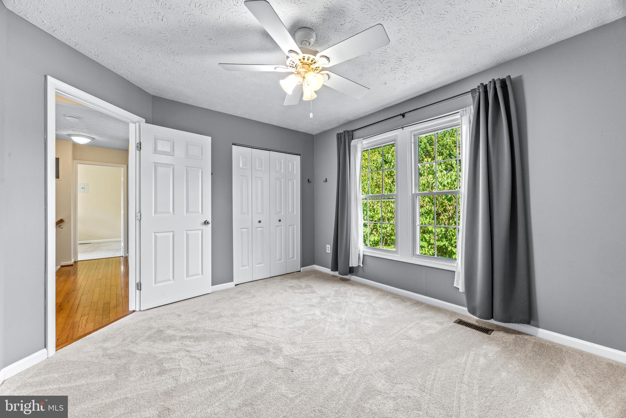 MONTGOMERY MEADOWS - Residential