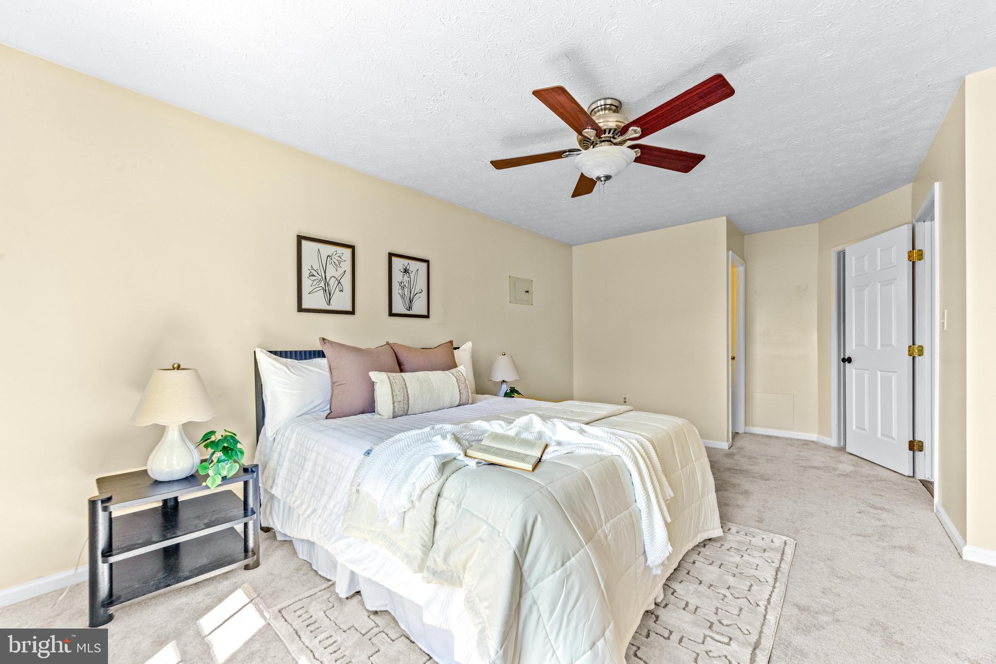 MONTGOMERY MEADOWS - Residential