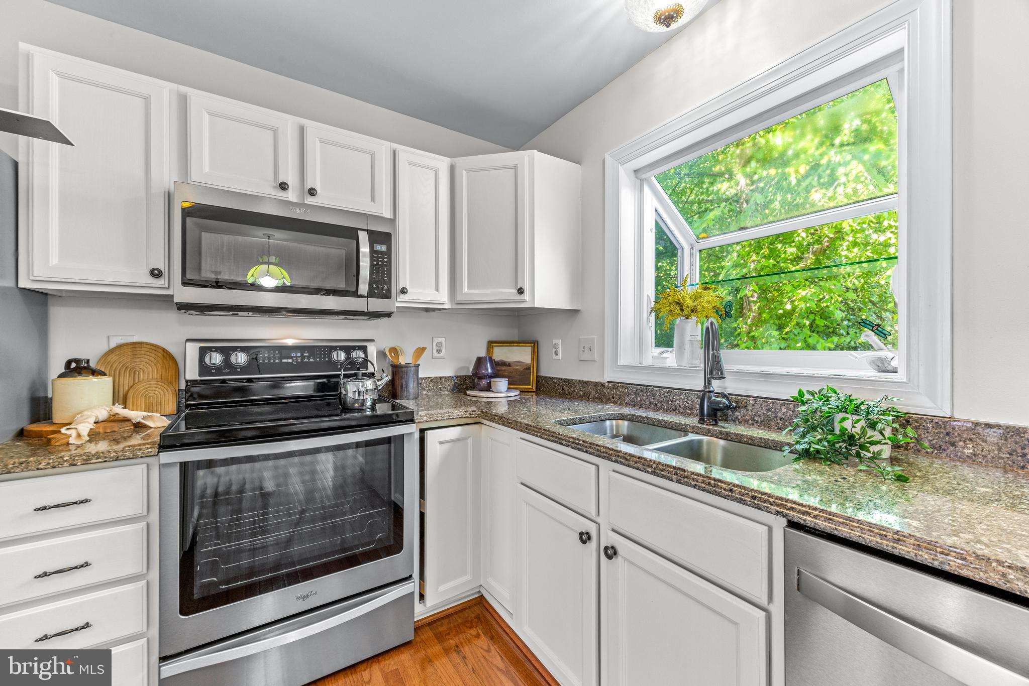 MONTGOMERY MEADOWS - Residential