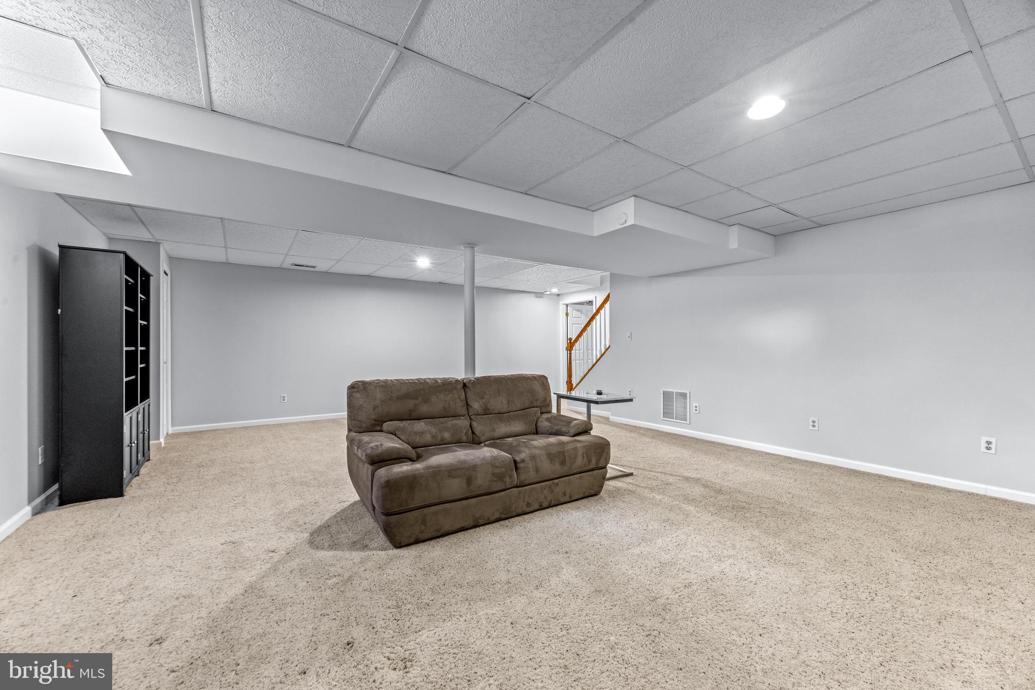 MONTGOMERY MEADOWS - Residential