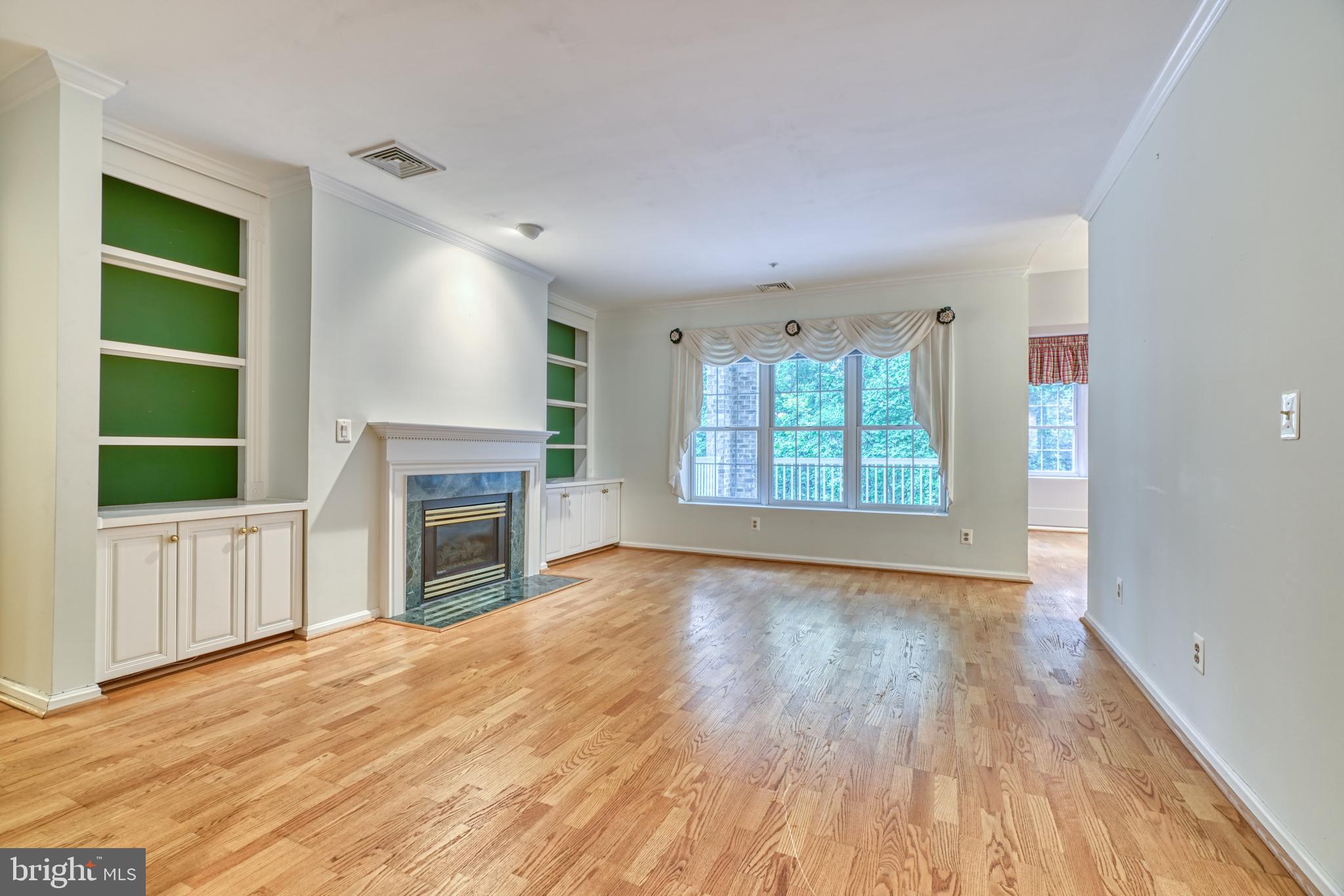 BELMONT FOREST - Residential