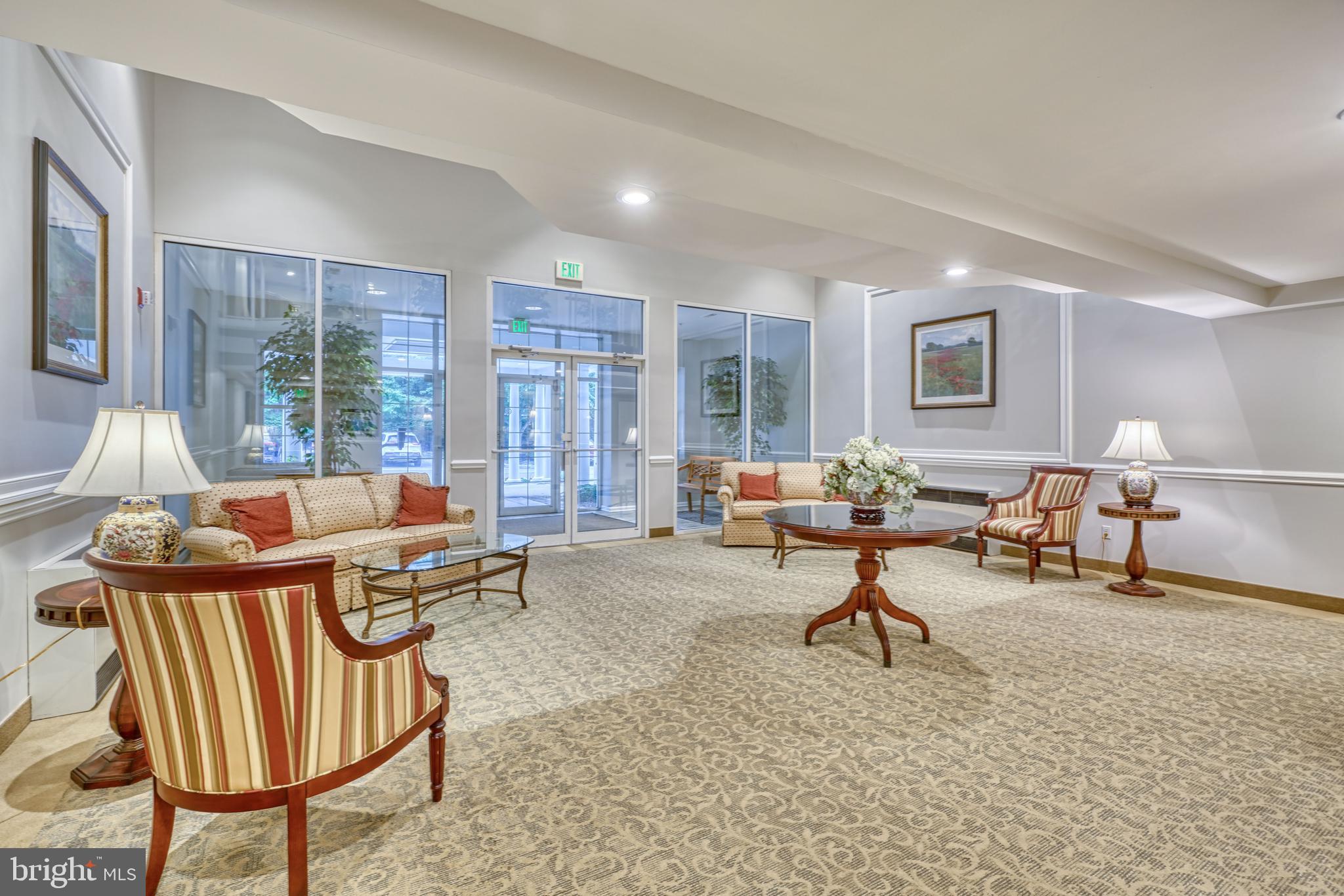 BELMONT FOREST - Residential