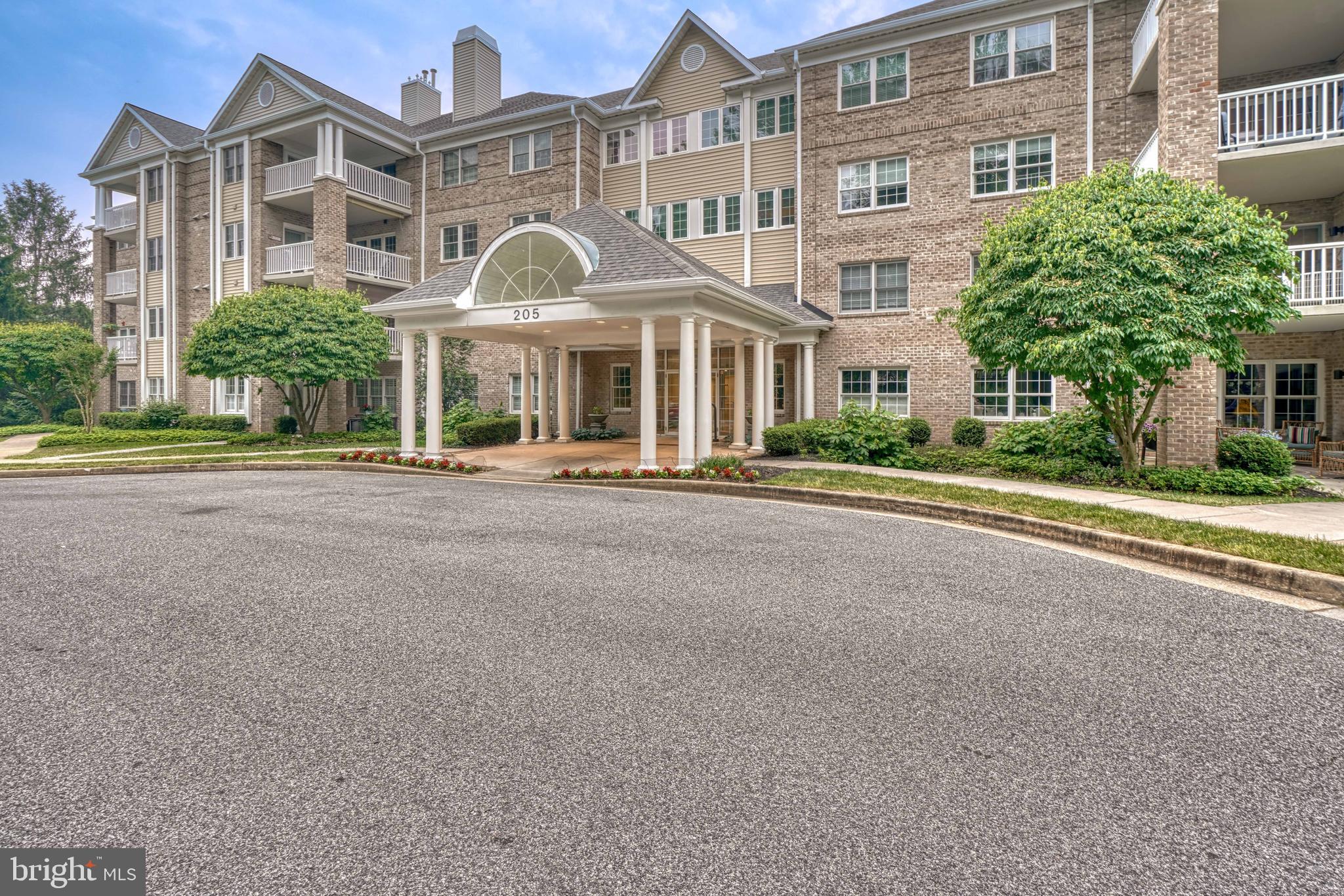 BELMONT FOREST - Residential