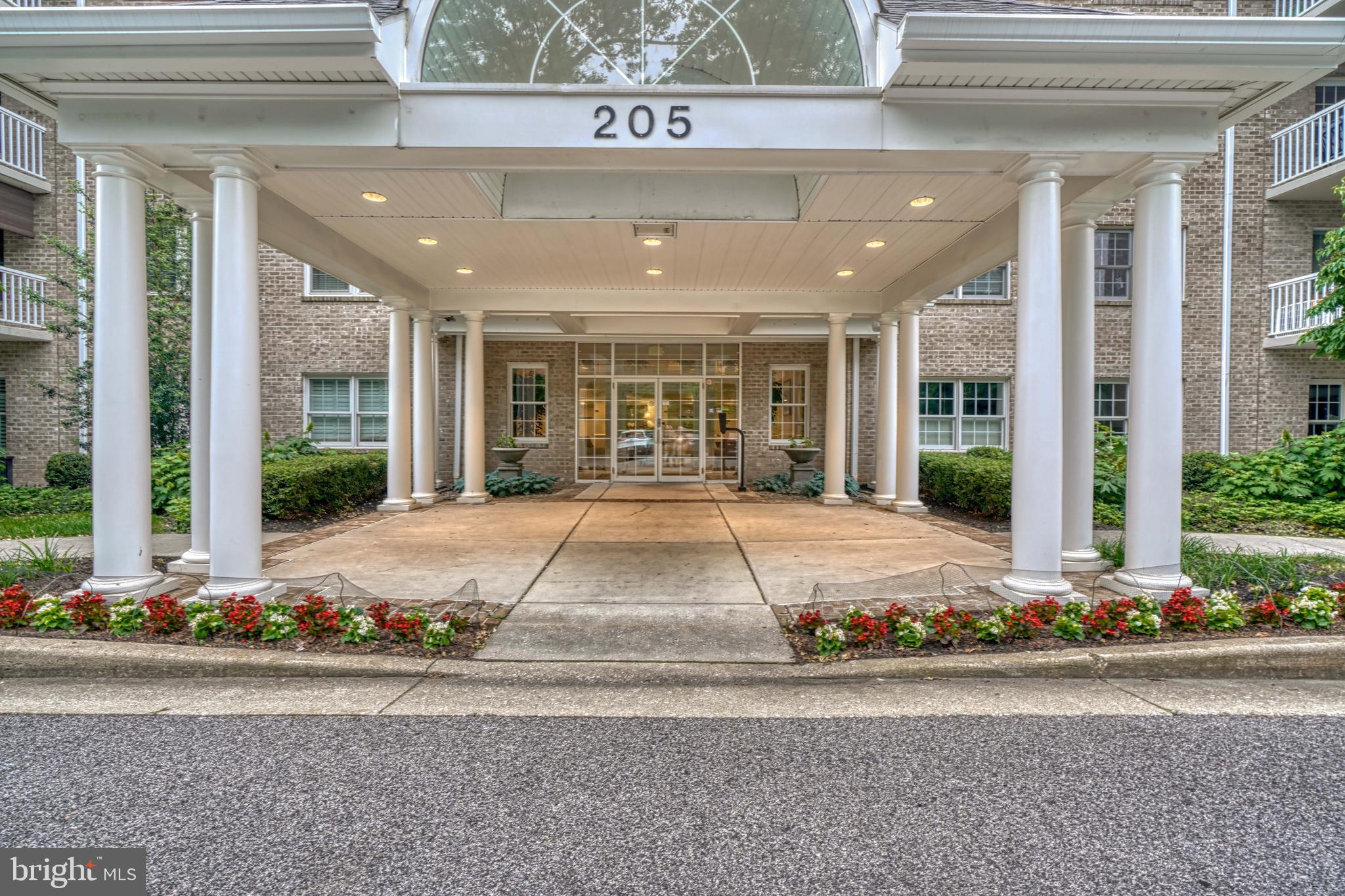 BELMONT FOREST - Residential