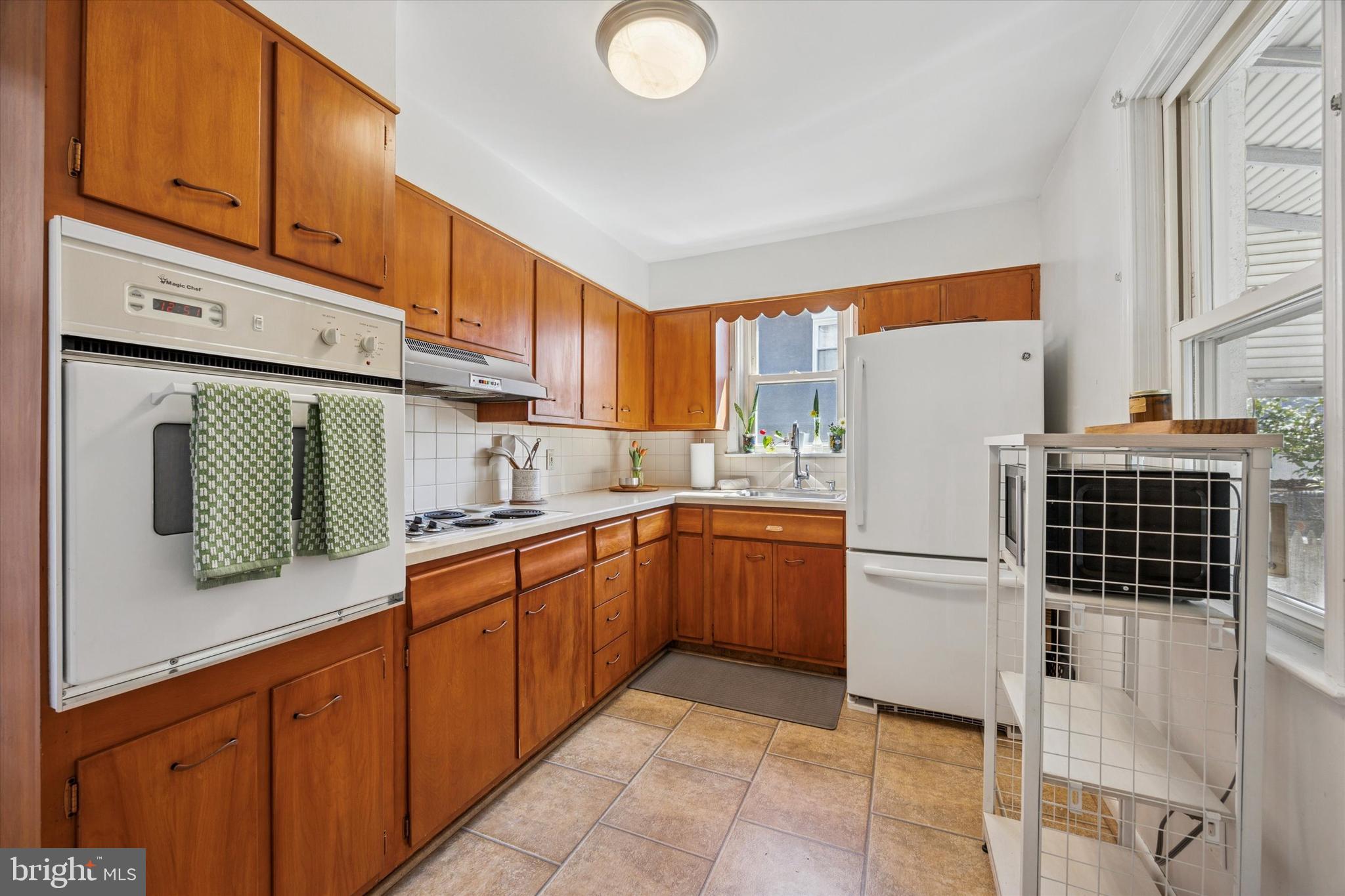 LEEDOM ESTS - Residential