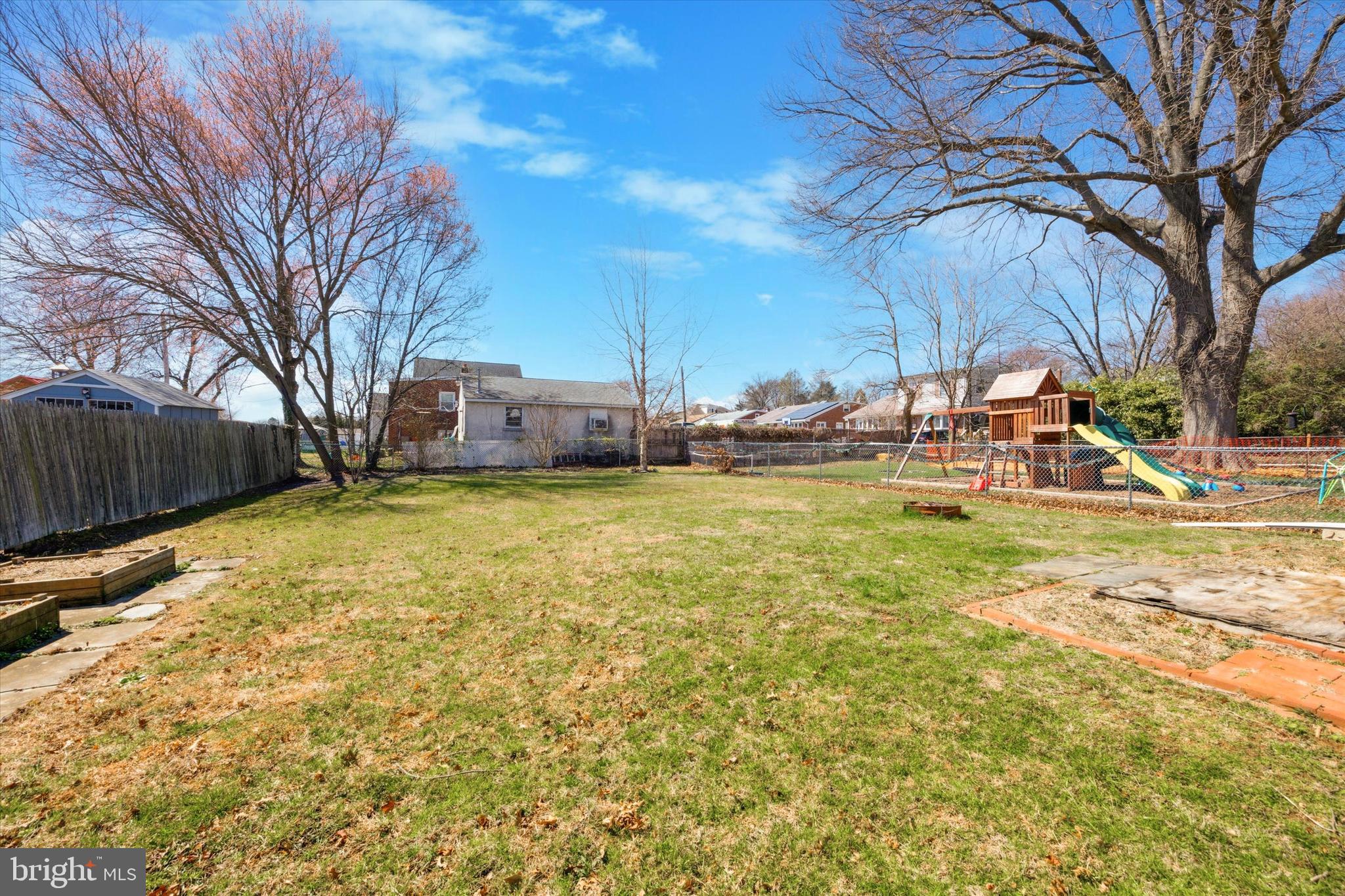 LEEDOM ESTS - Residential