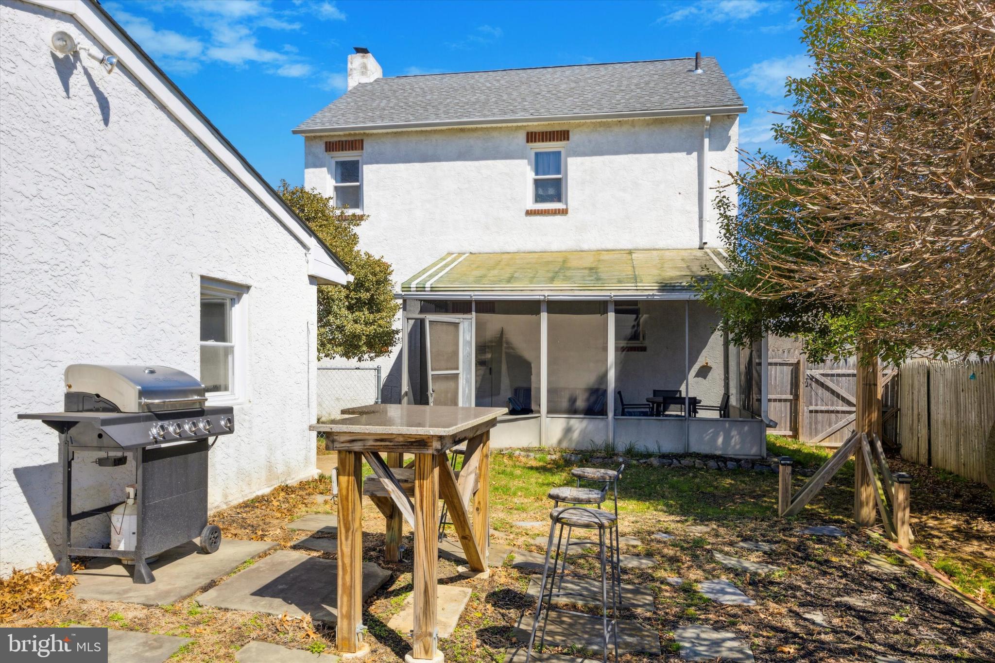 LEEDOM ESTS - Residential