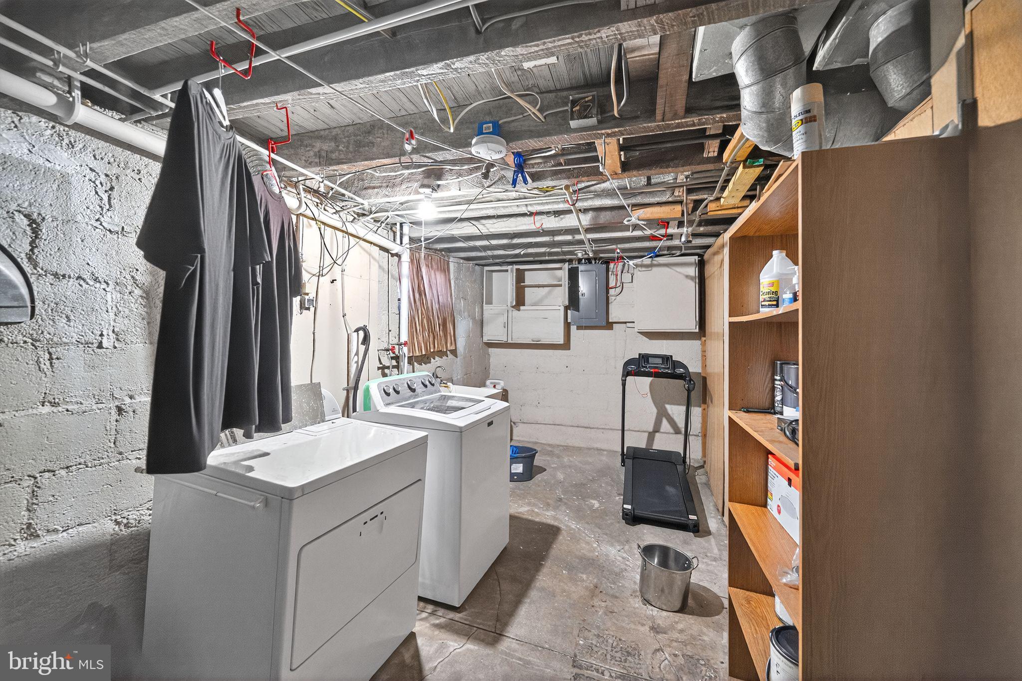 LANCASTER - Residential