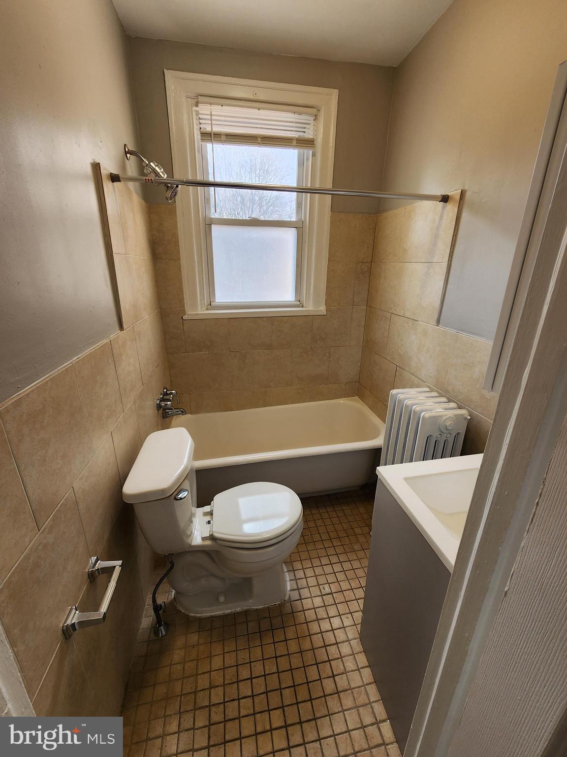 KESWICK - Commercial Sale