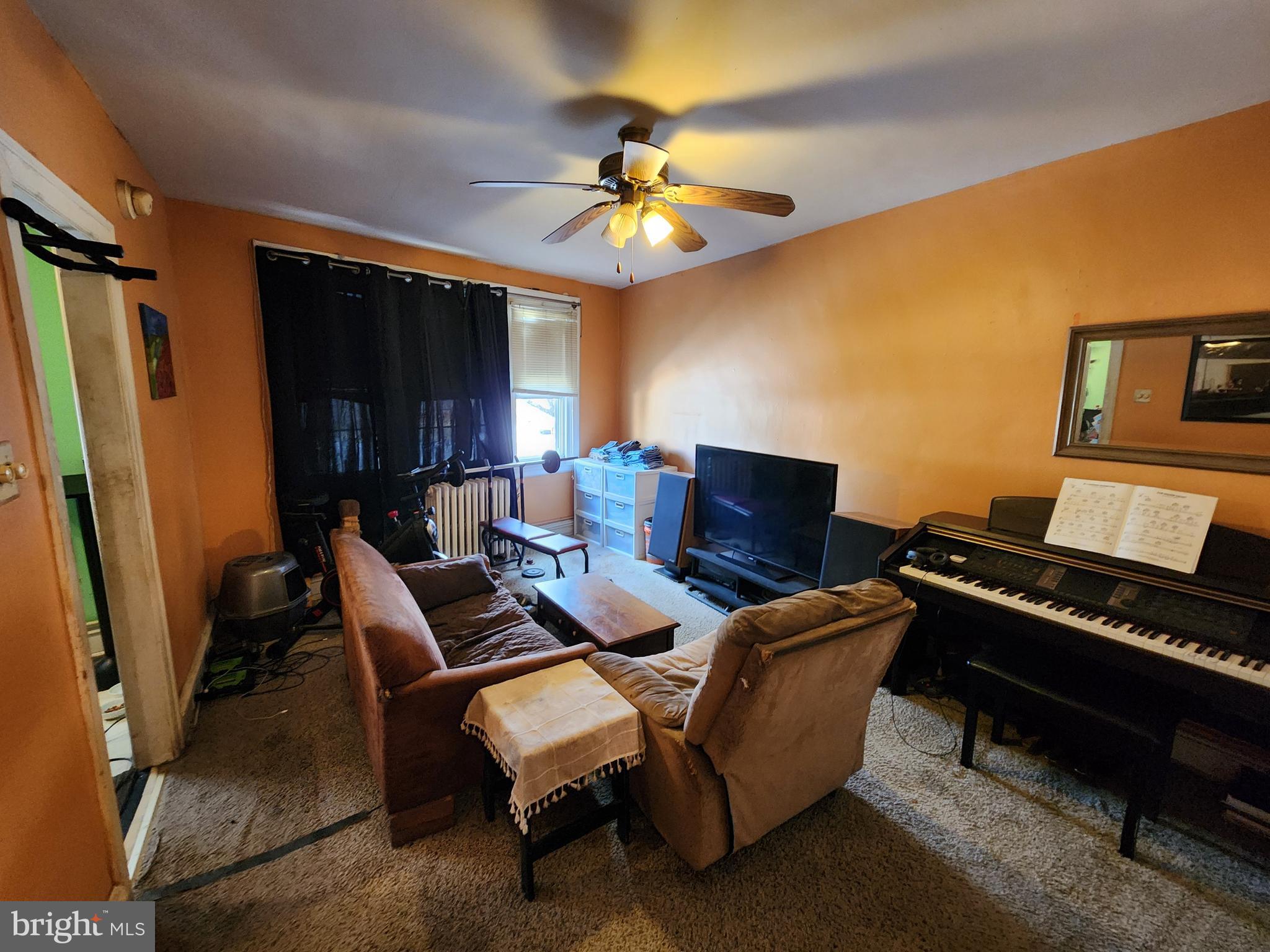 KESWICK - Commercial Sale