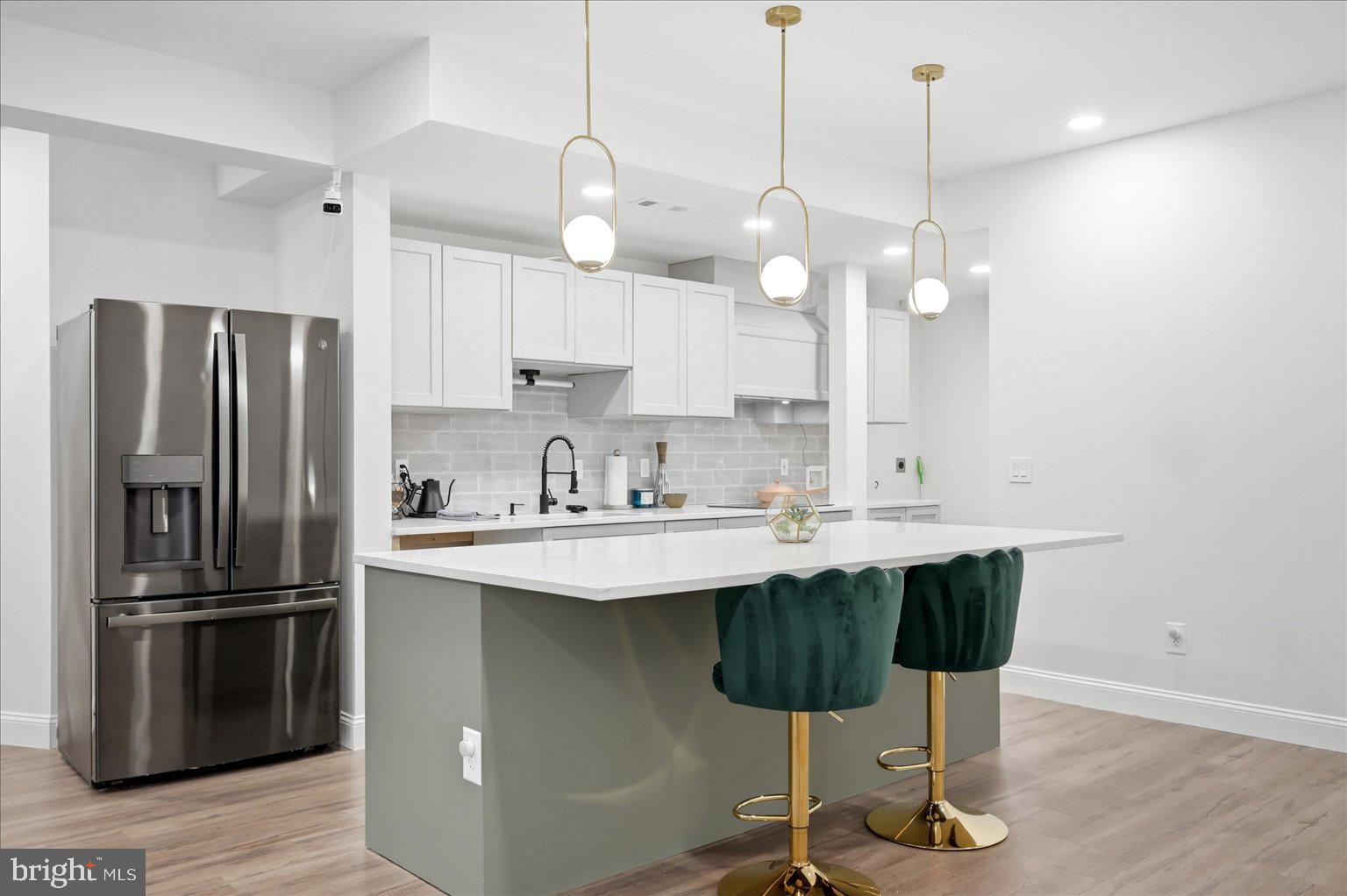 CEDAR CREST - Residential