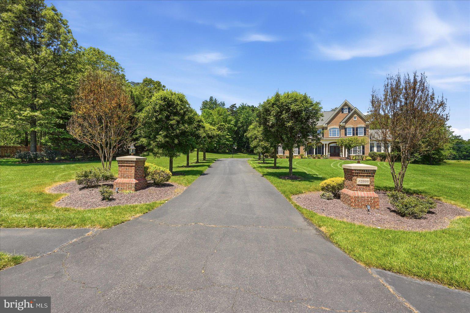 CEDAR CREST - Residential