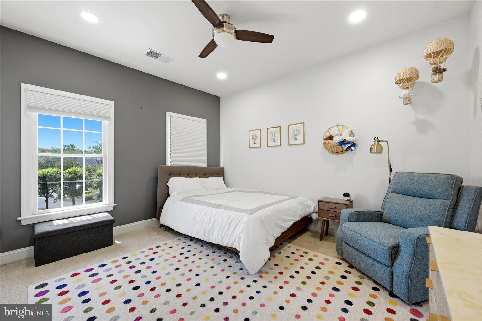 CEDAR CREST - Residential