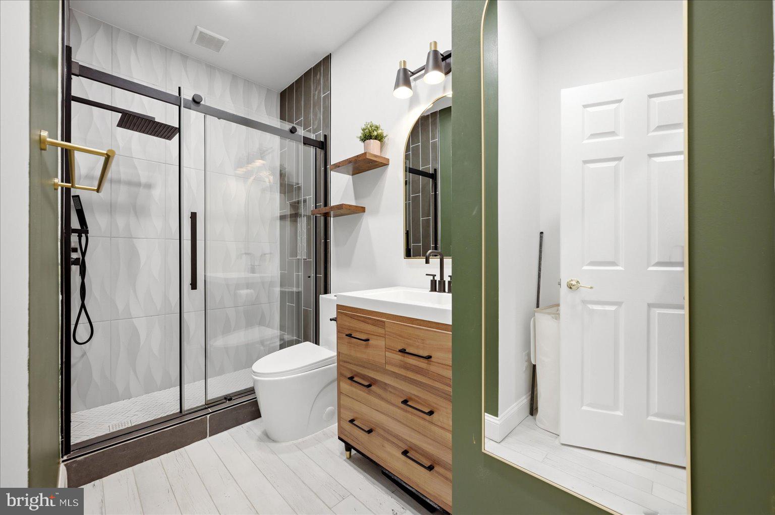 CEDAR CREST - Residential