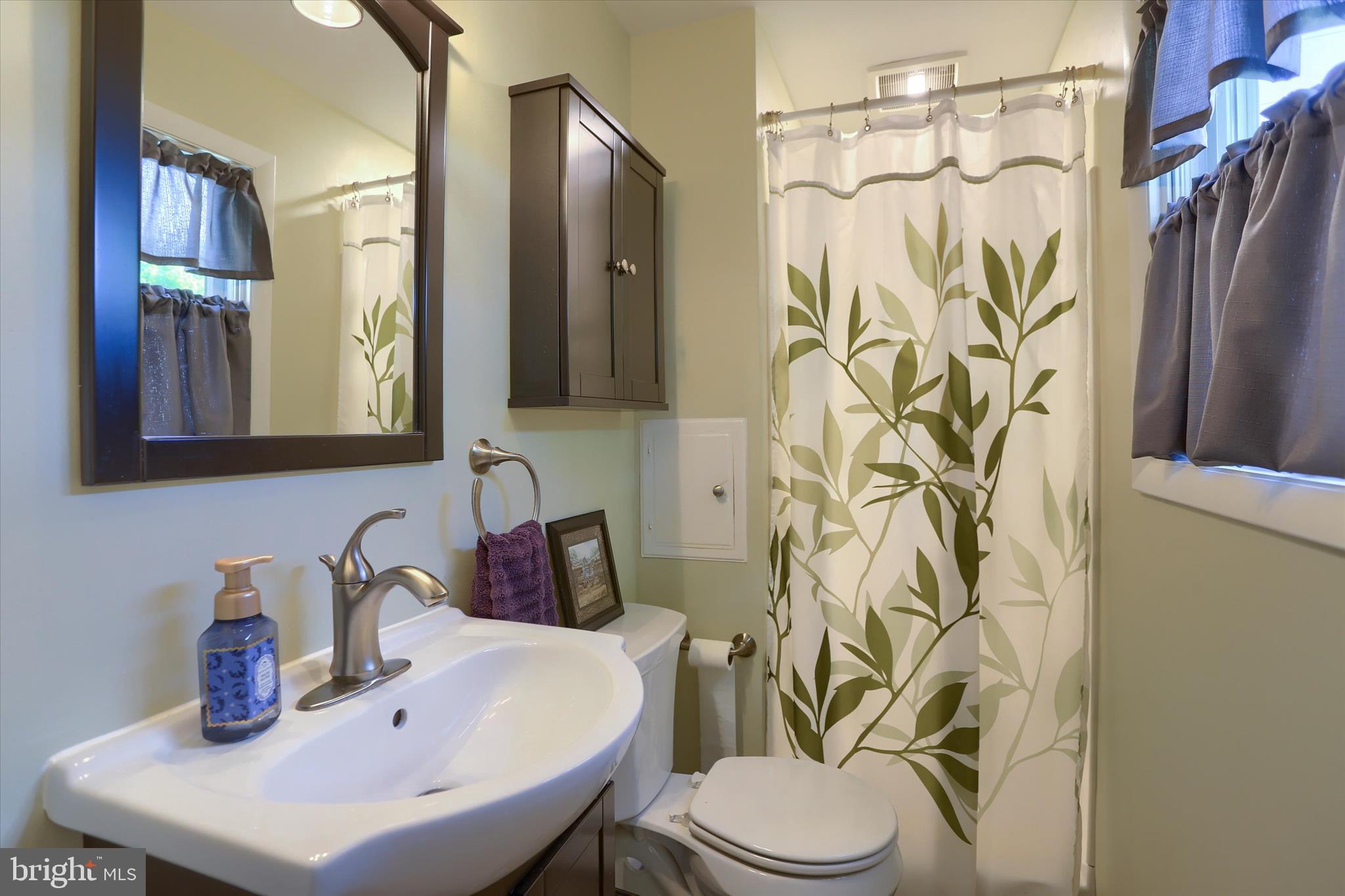 WINDSOR PARK - Residential