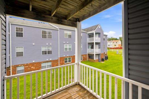 200 DOVER PLACE 102