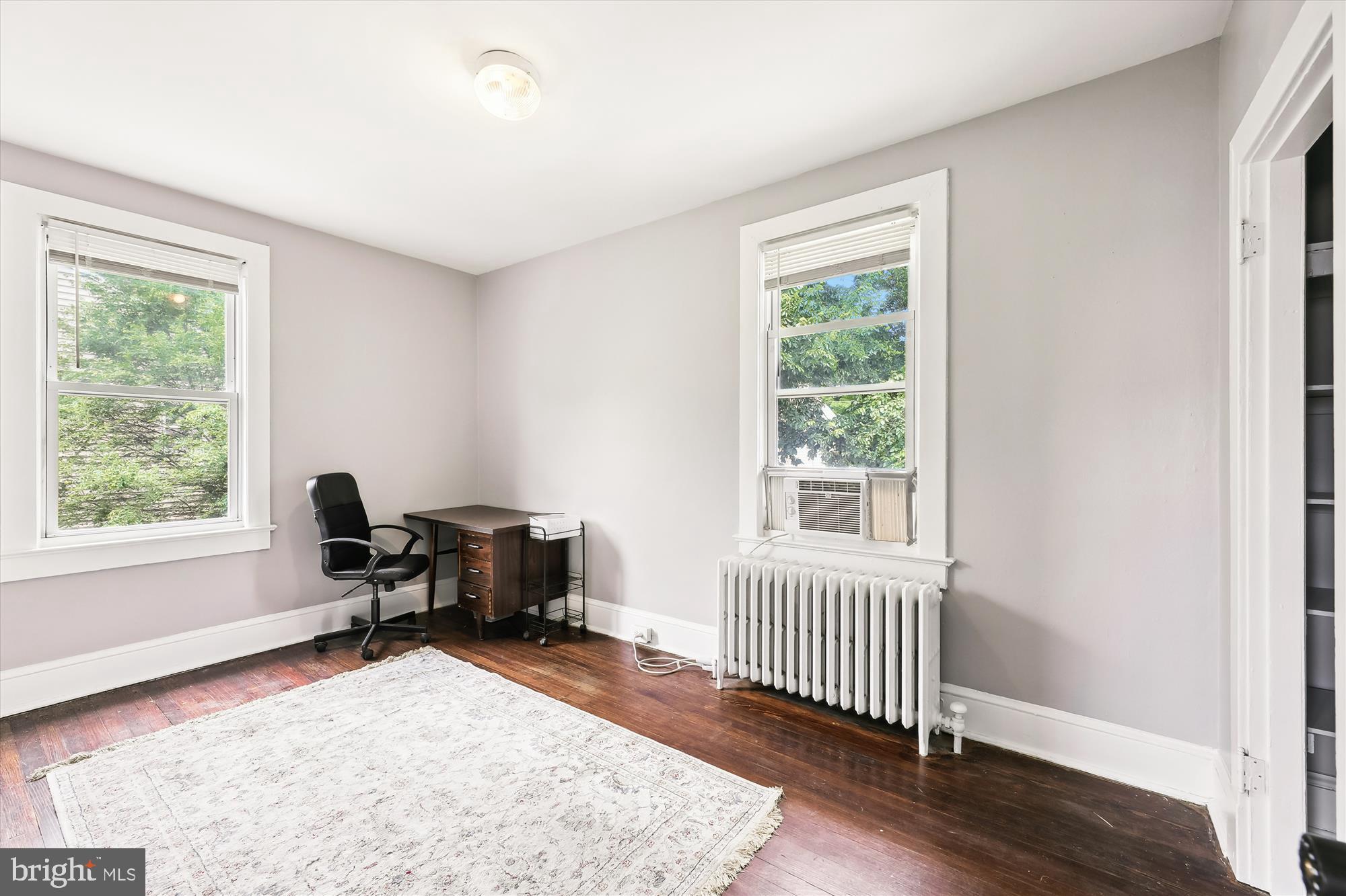 COLLEGE PARK - Residential