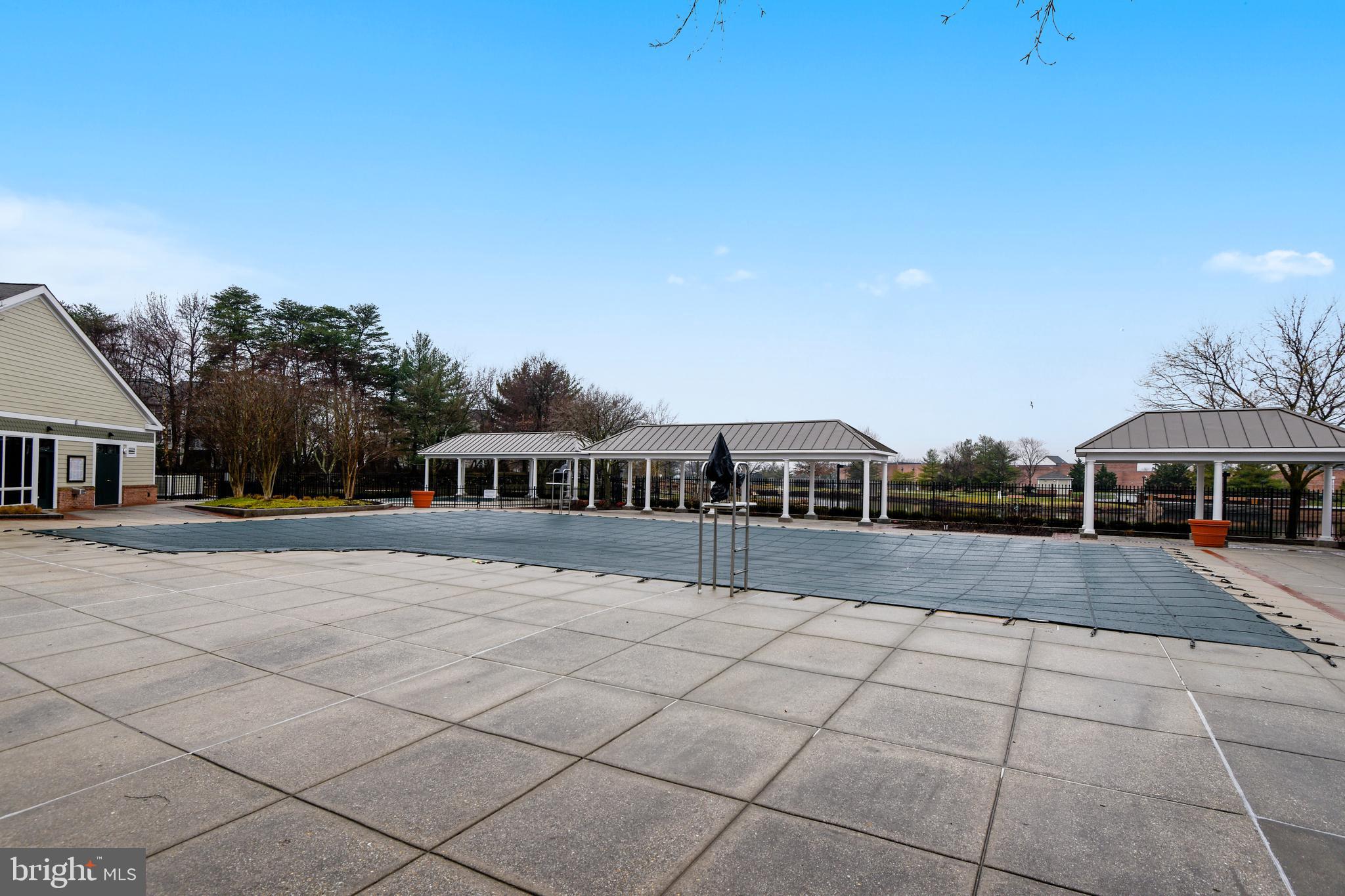 PINEY ORCHARD - Residential