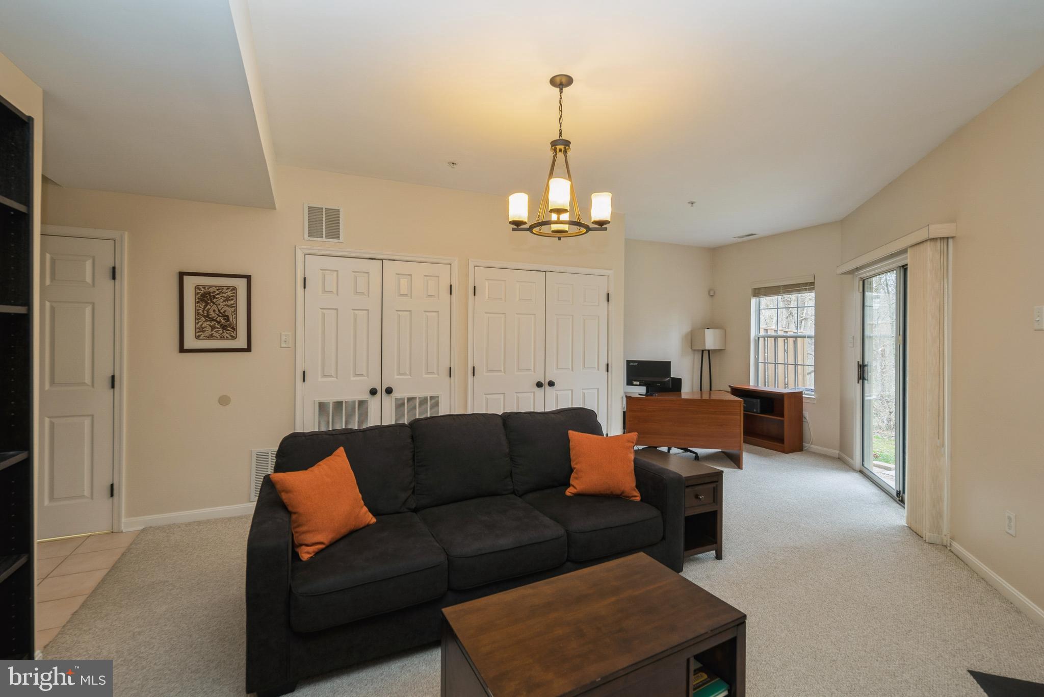 PINEY ORCHARD - Residential