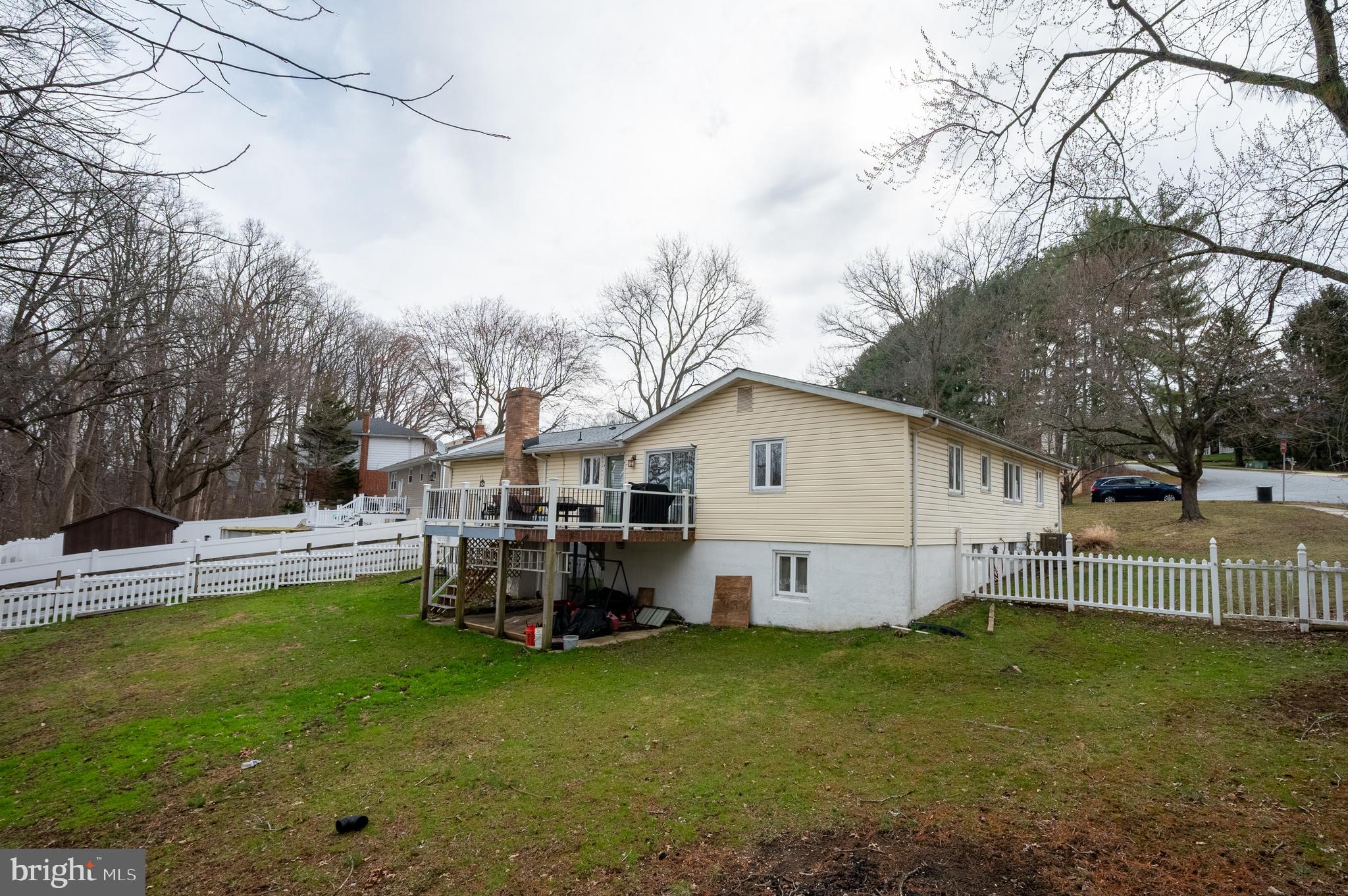 DEACONS WALK - Residential