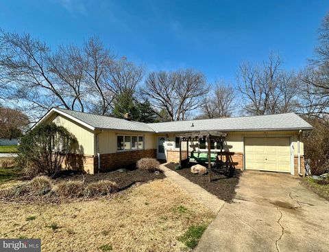 28 WORRAL COURT NEWARK DE 19711