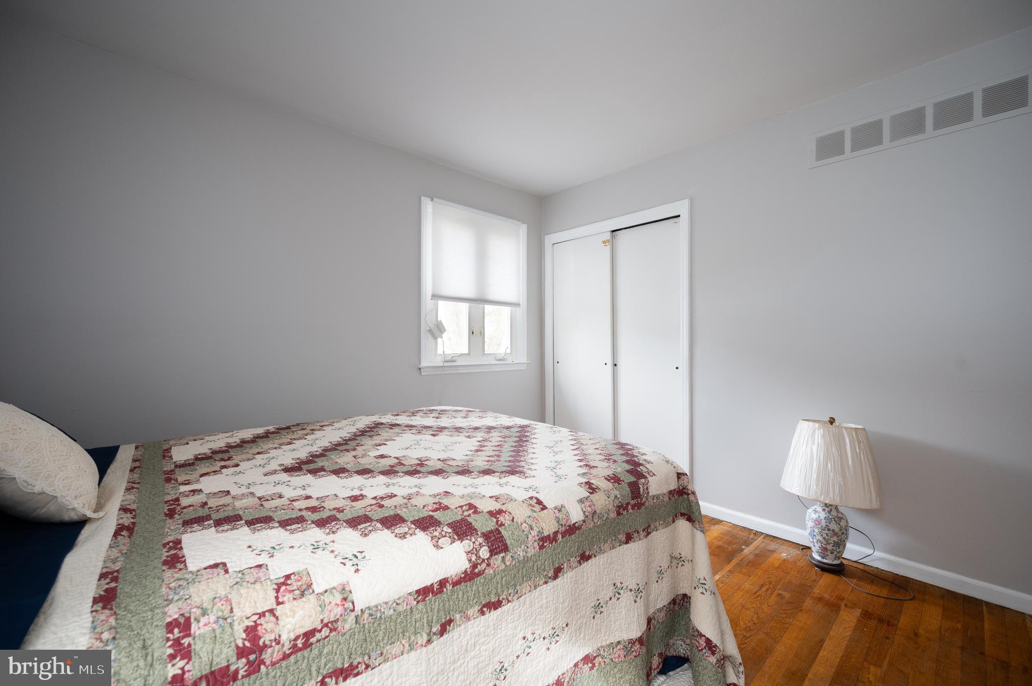 DEACONS WALK - Residential