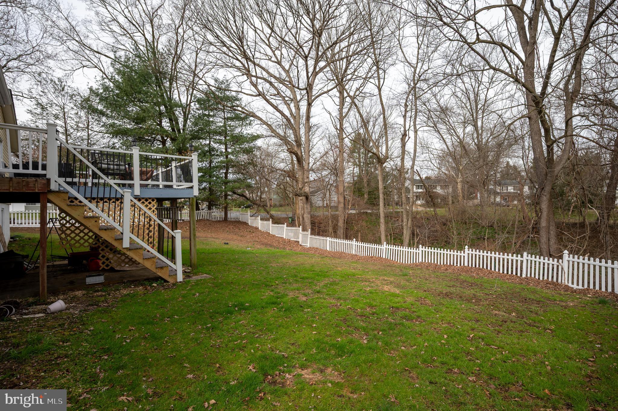 DEACONS WALK - Residential