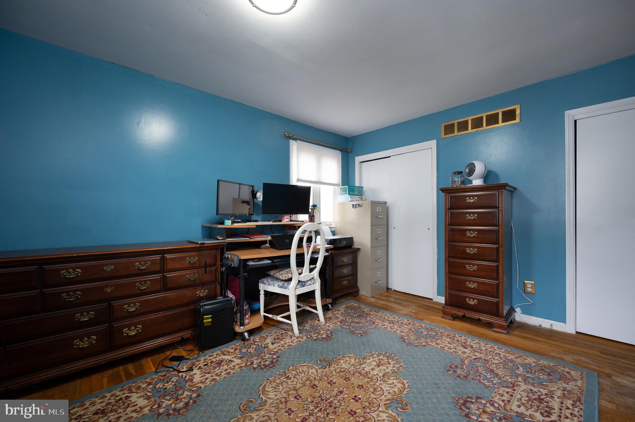 DEACONS WALK - Residential