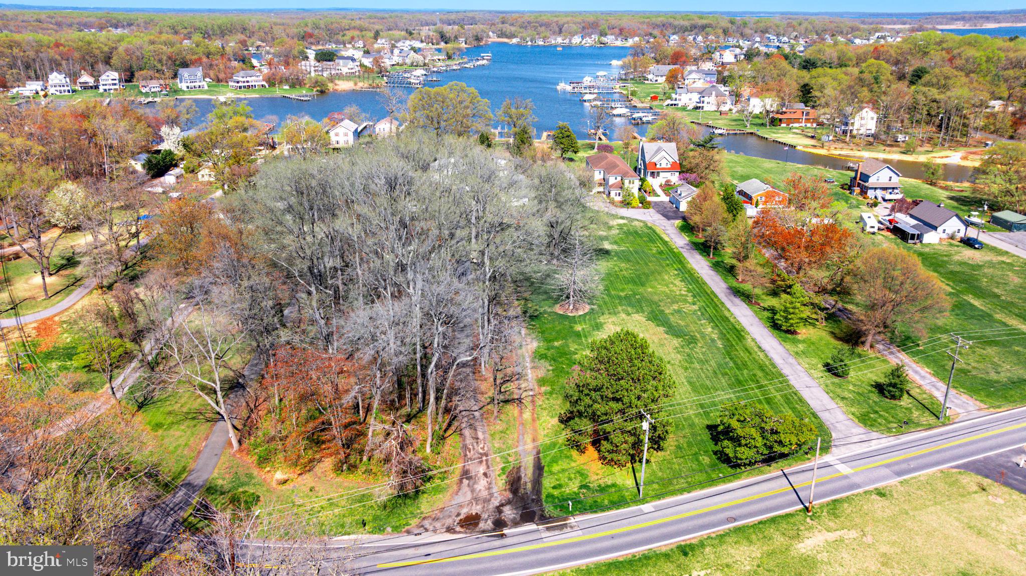 BOWLEYS QUARTERS - Land