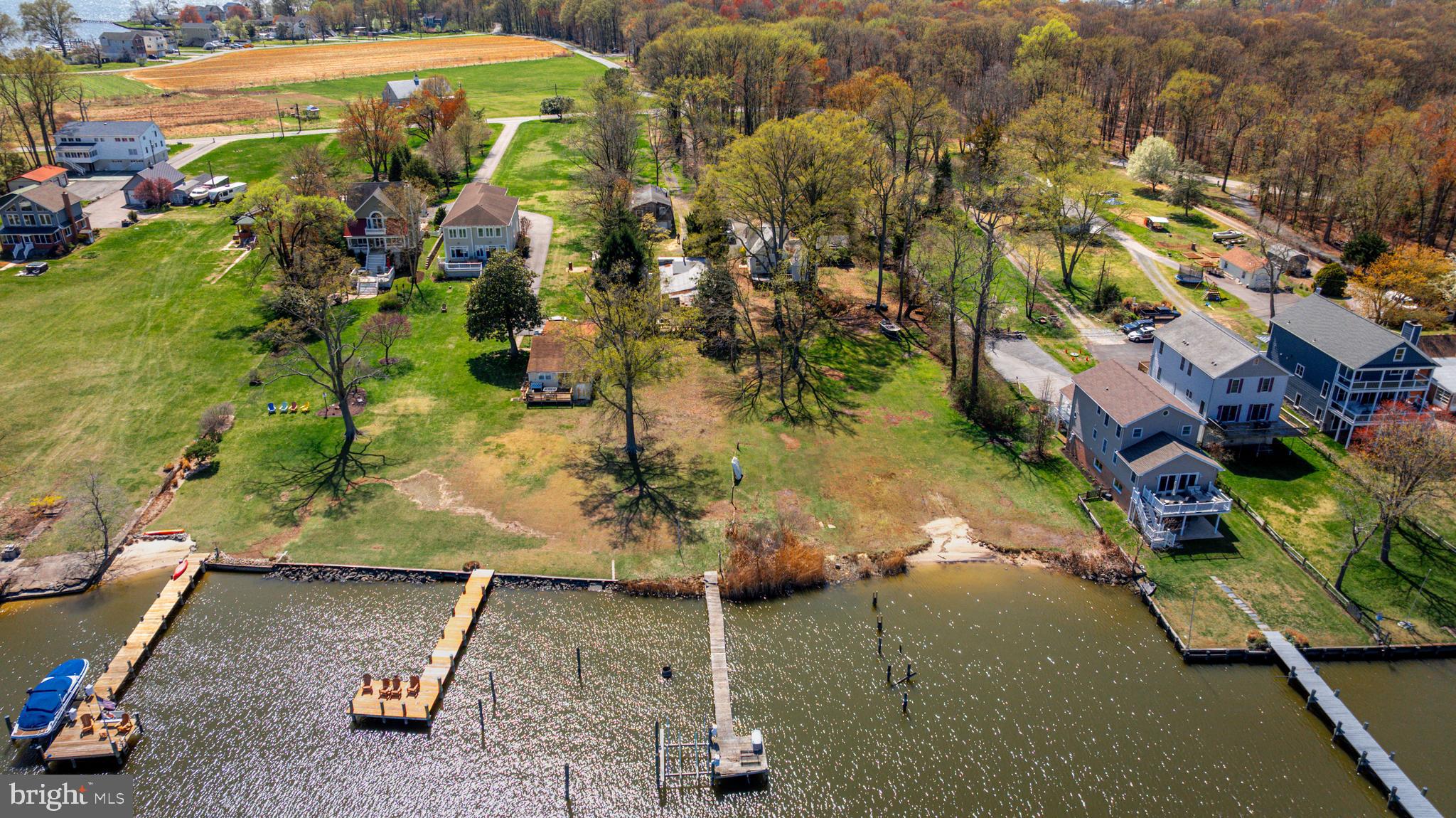 BOWLEYS QUARTERS - Land