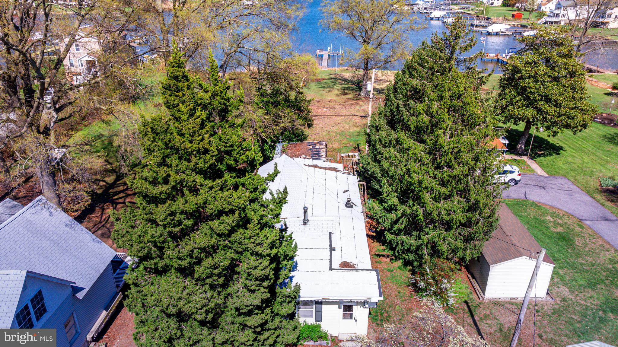 BOWLEYS QUARTERS - Land