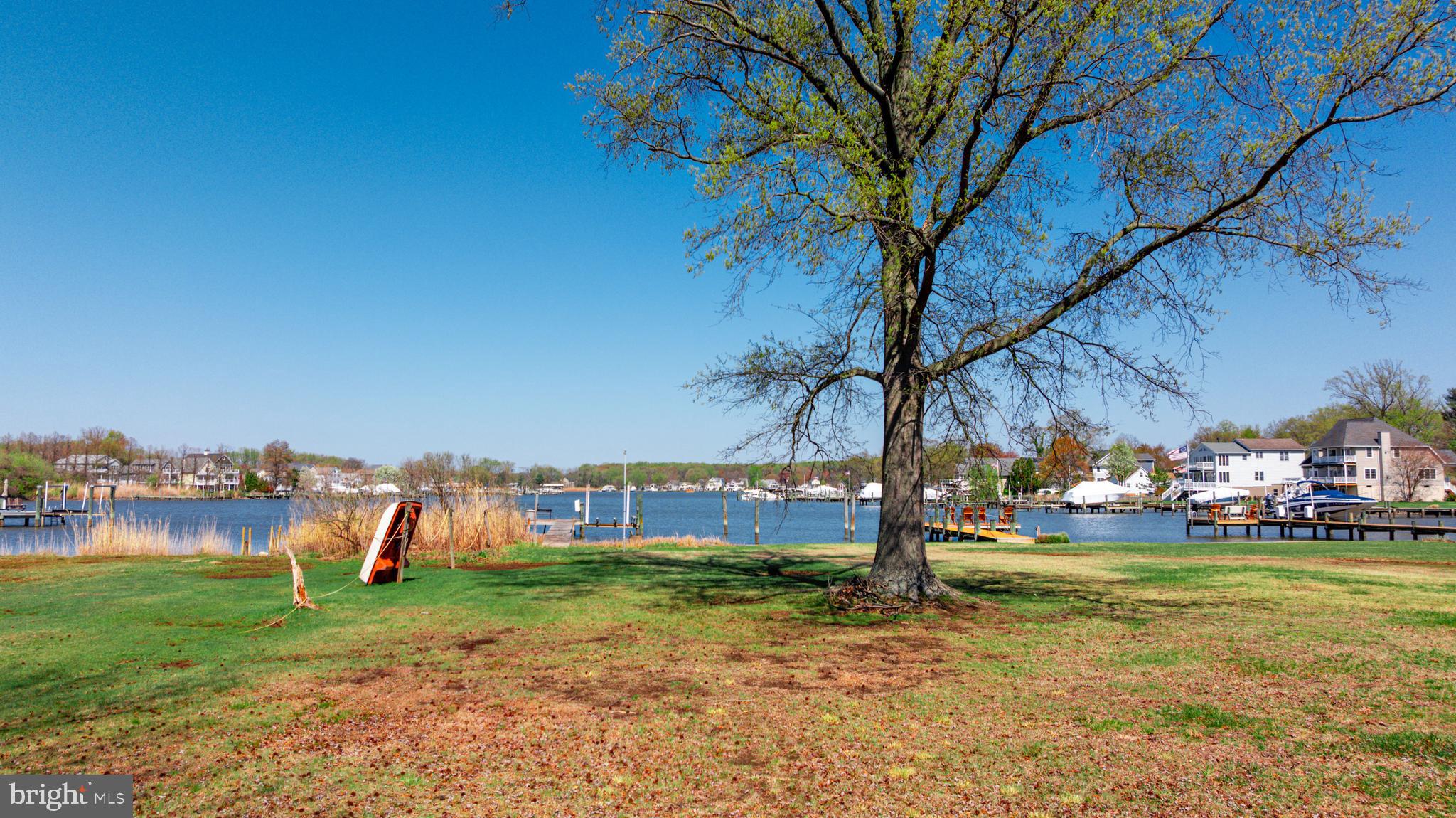 BOWLEYS QUARTERS - Land