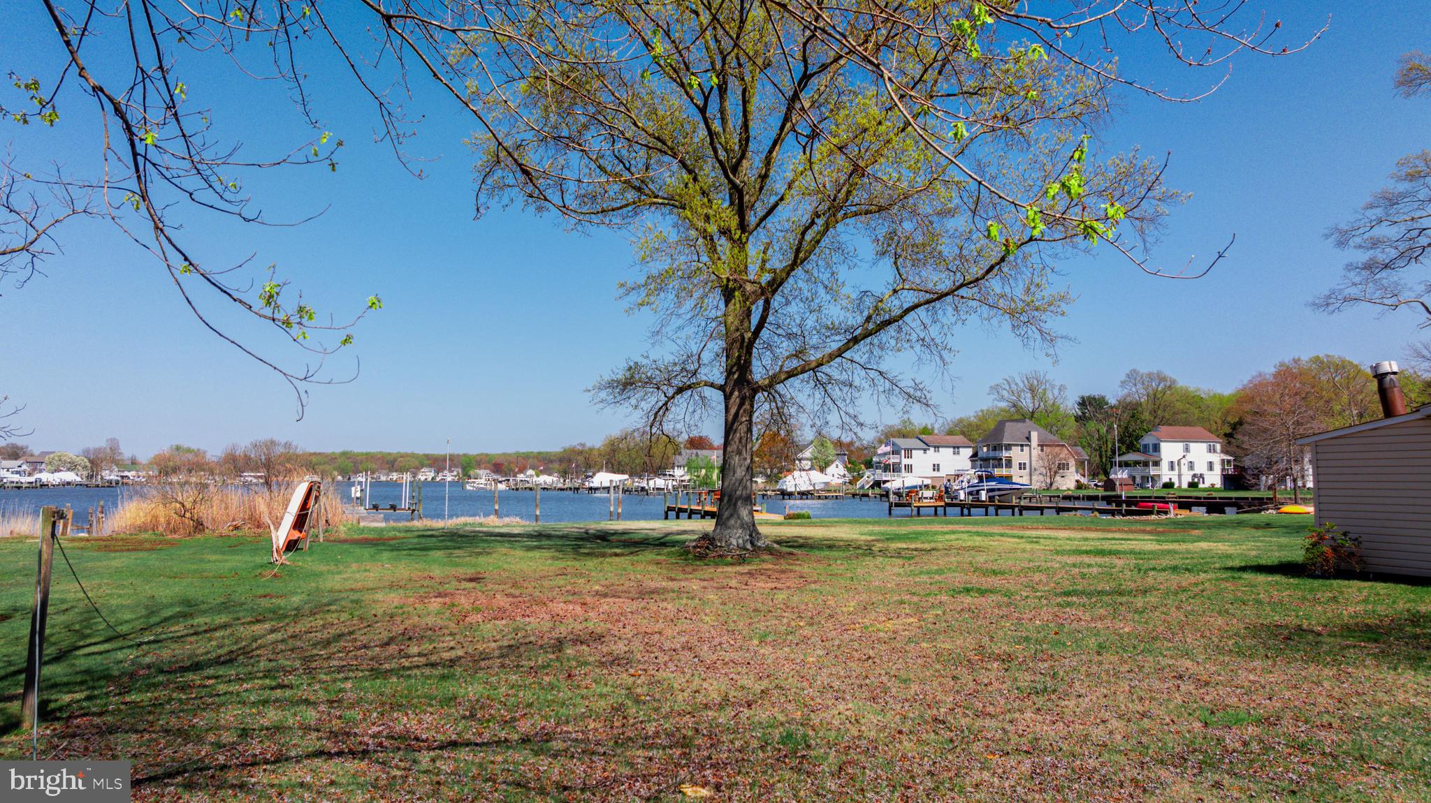 BOWLEYS QUARTERS - Land