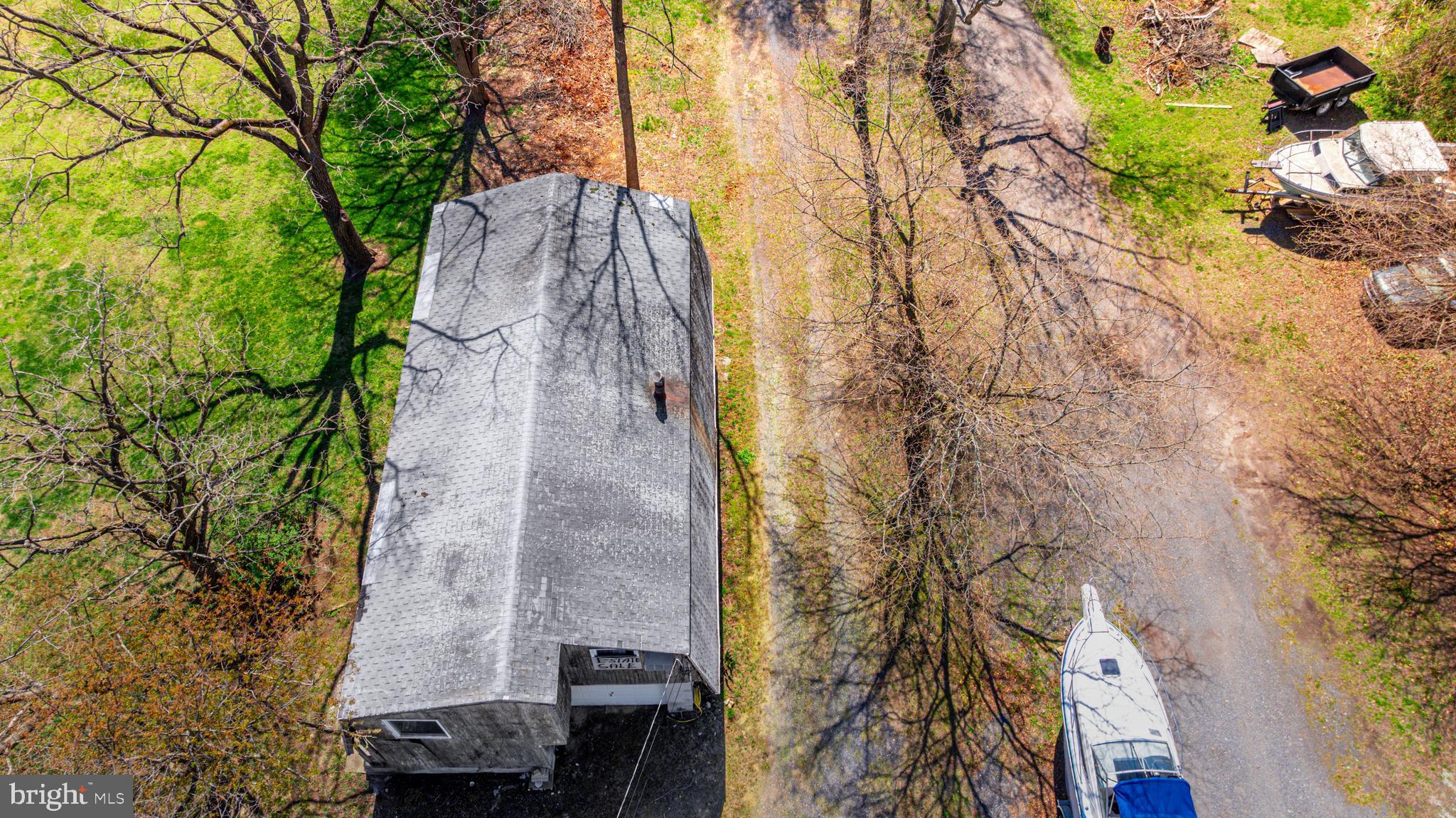 BOWLEYS QUARTERS - Land