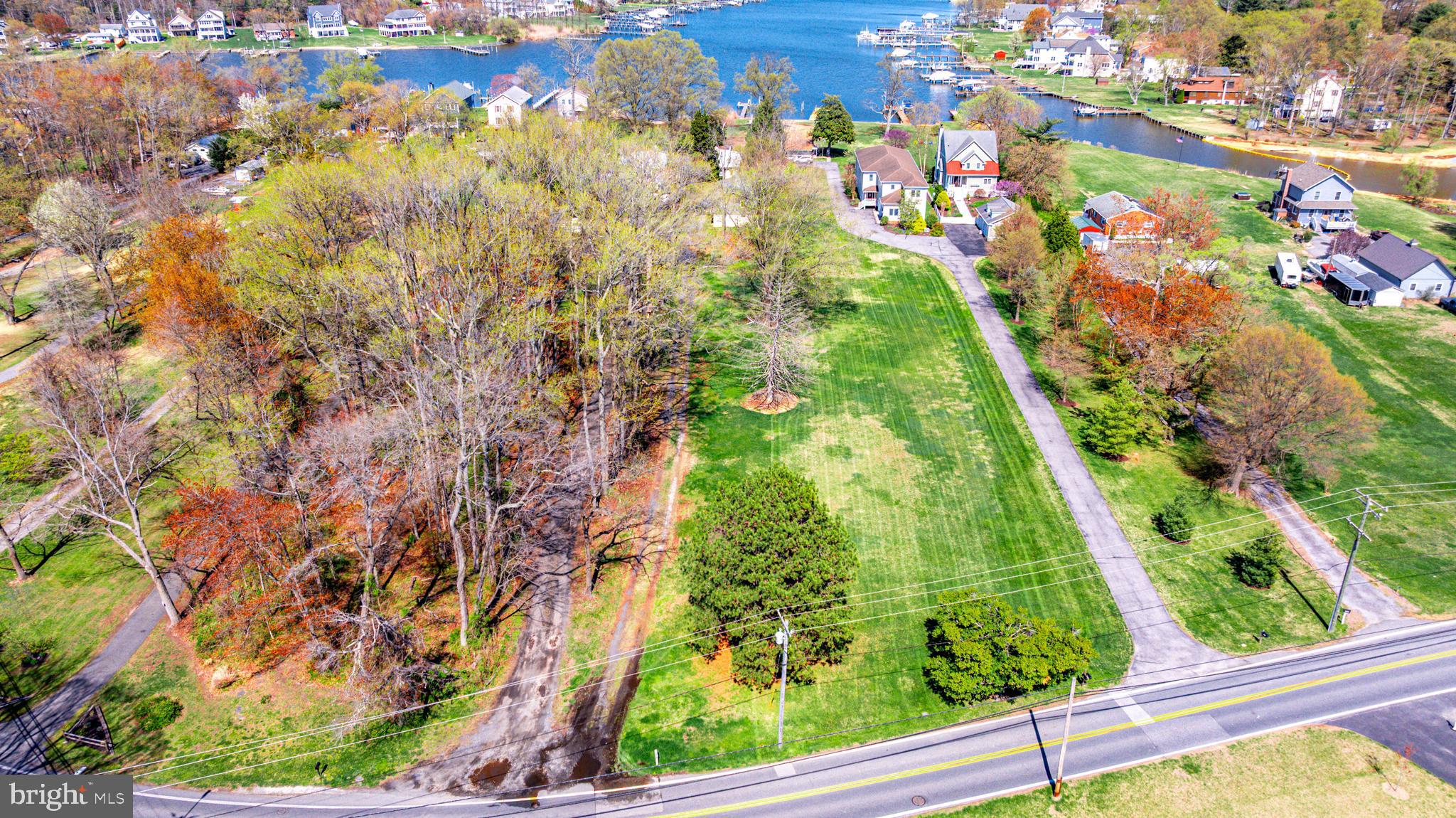 BOWLEYS QUARTERS - Land