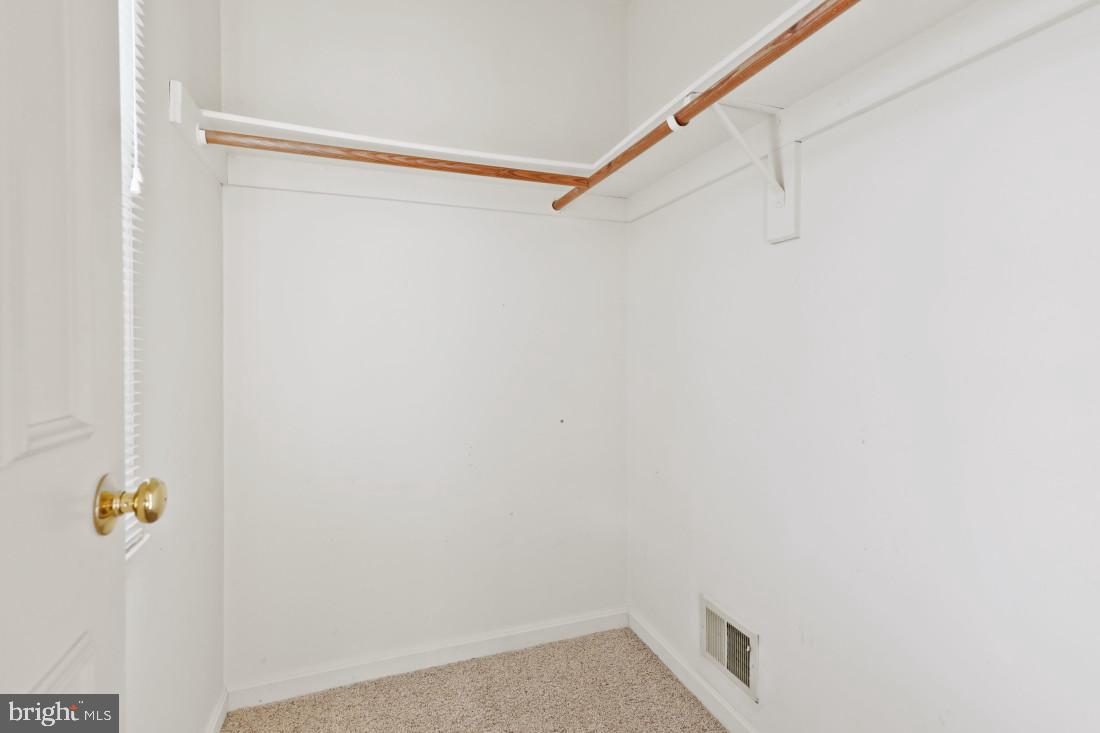 OLNEY OAKS - Residential