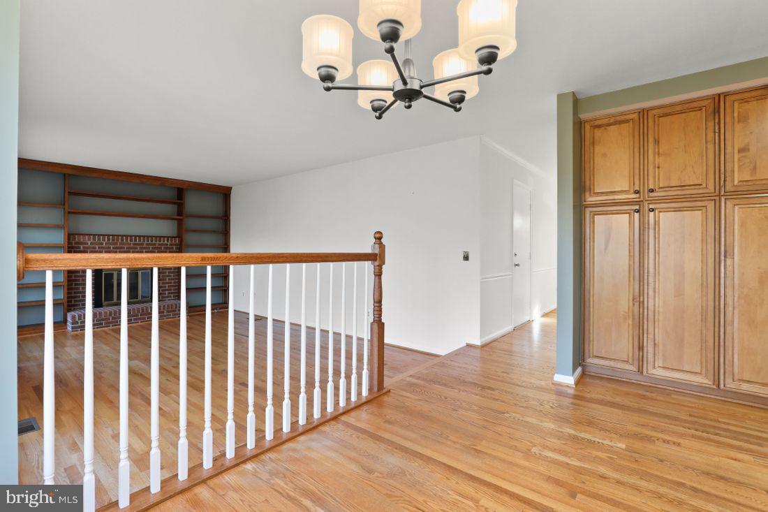 OLNEY OAKS - Residential