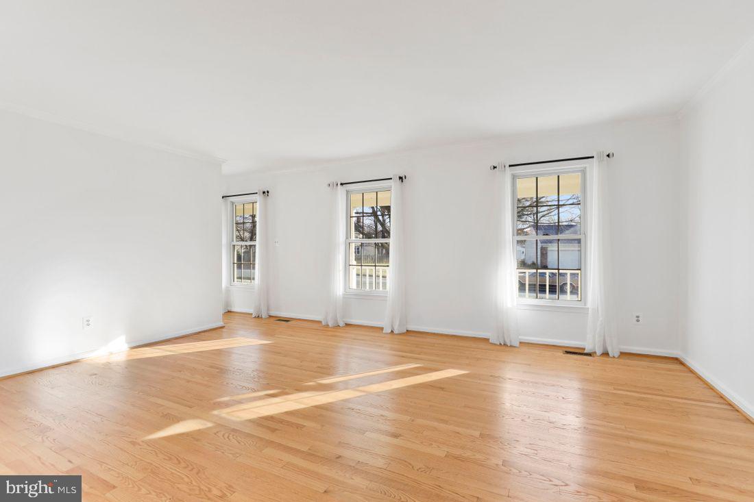 OLNEY OAKS - Residential